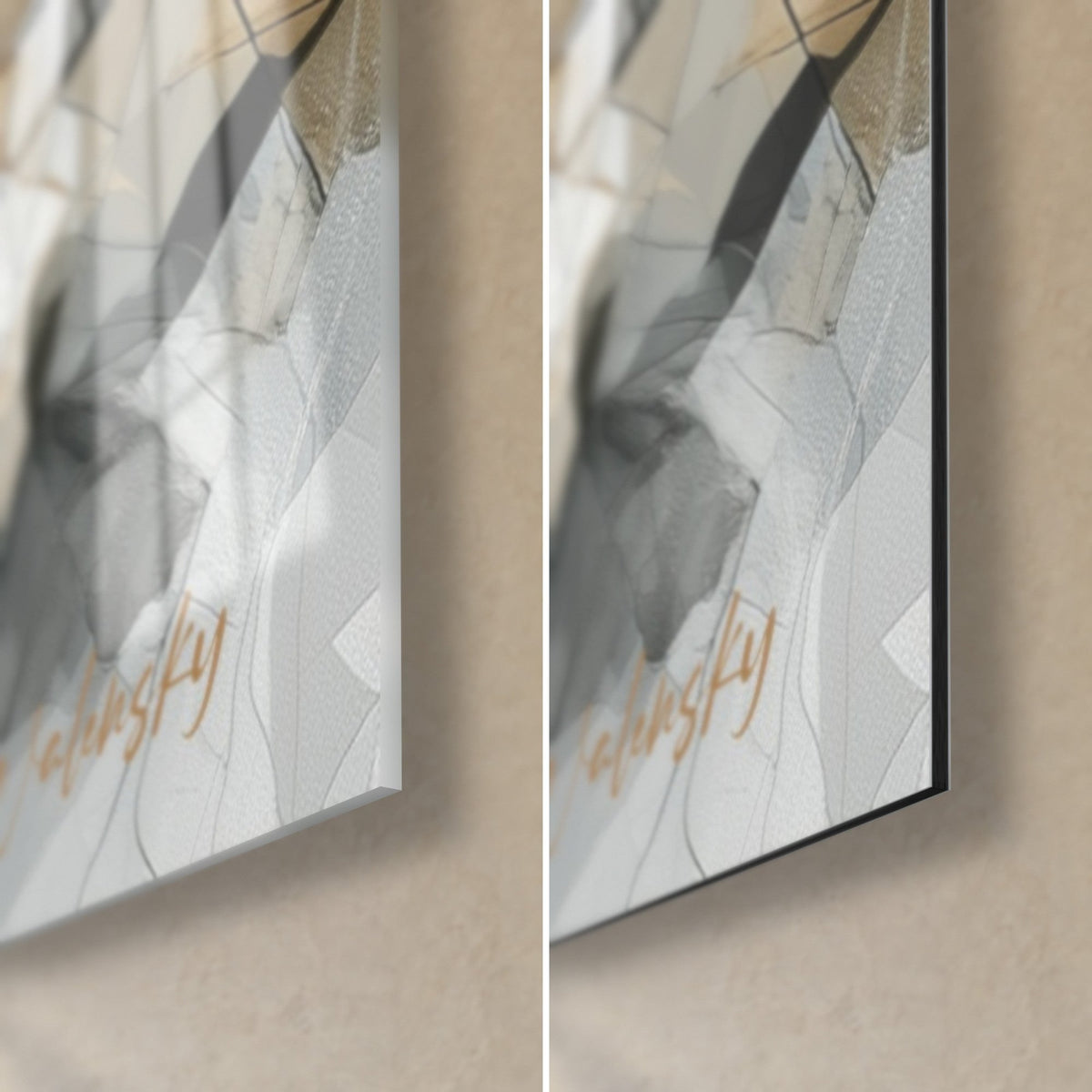 Schilderij zwart glazen gebouw met okerkleurige druipsporen, rechtsonder: glanzend acrylglas links, mat Dibond rechts