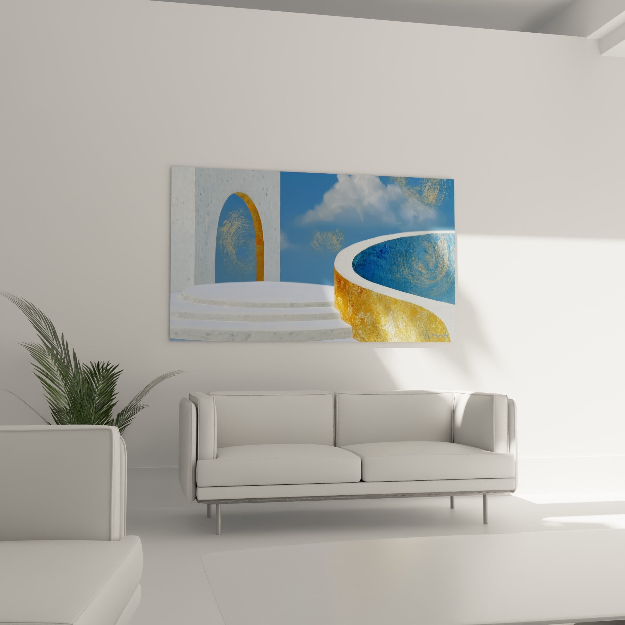 Arche dorée et muret bleu marine de l'architecture abstraite au-dessus d'un canapé dans un salon lumineux