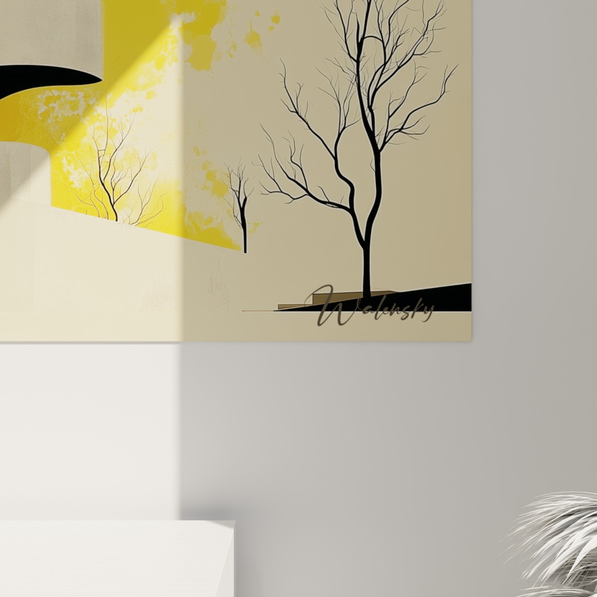 Matière picturale granuleuse mêlant éclaboussures jaune vif et gris anthracite sur courbes crème