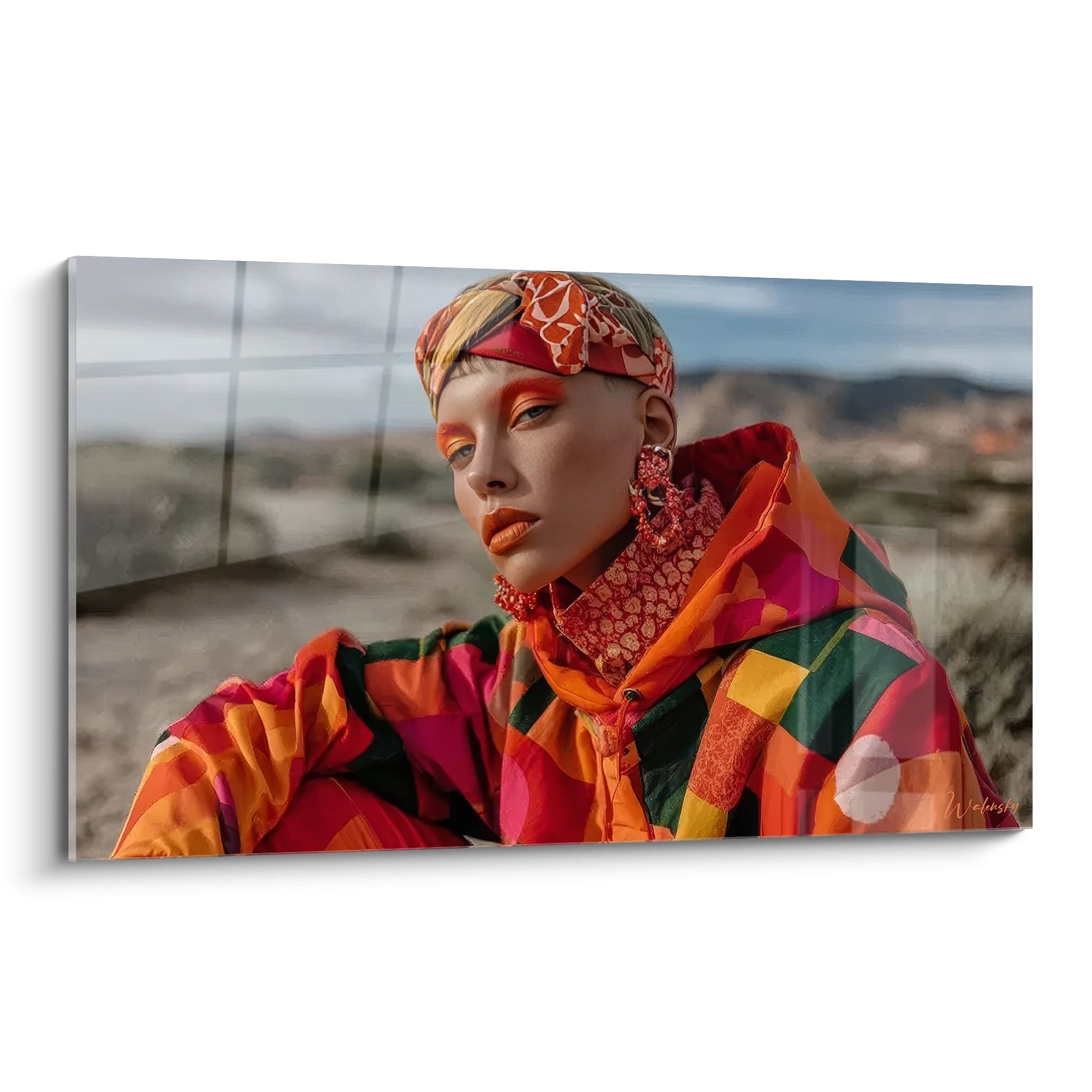 Tableau art ethnique moderne avec un portrait de femme en vêtements colorés et accessoires audacieux