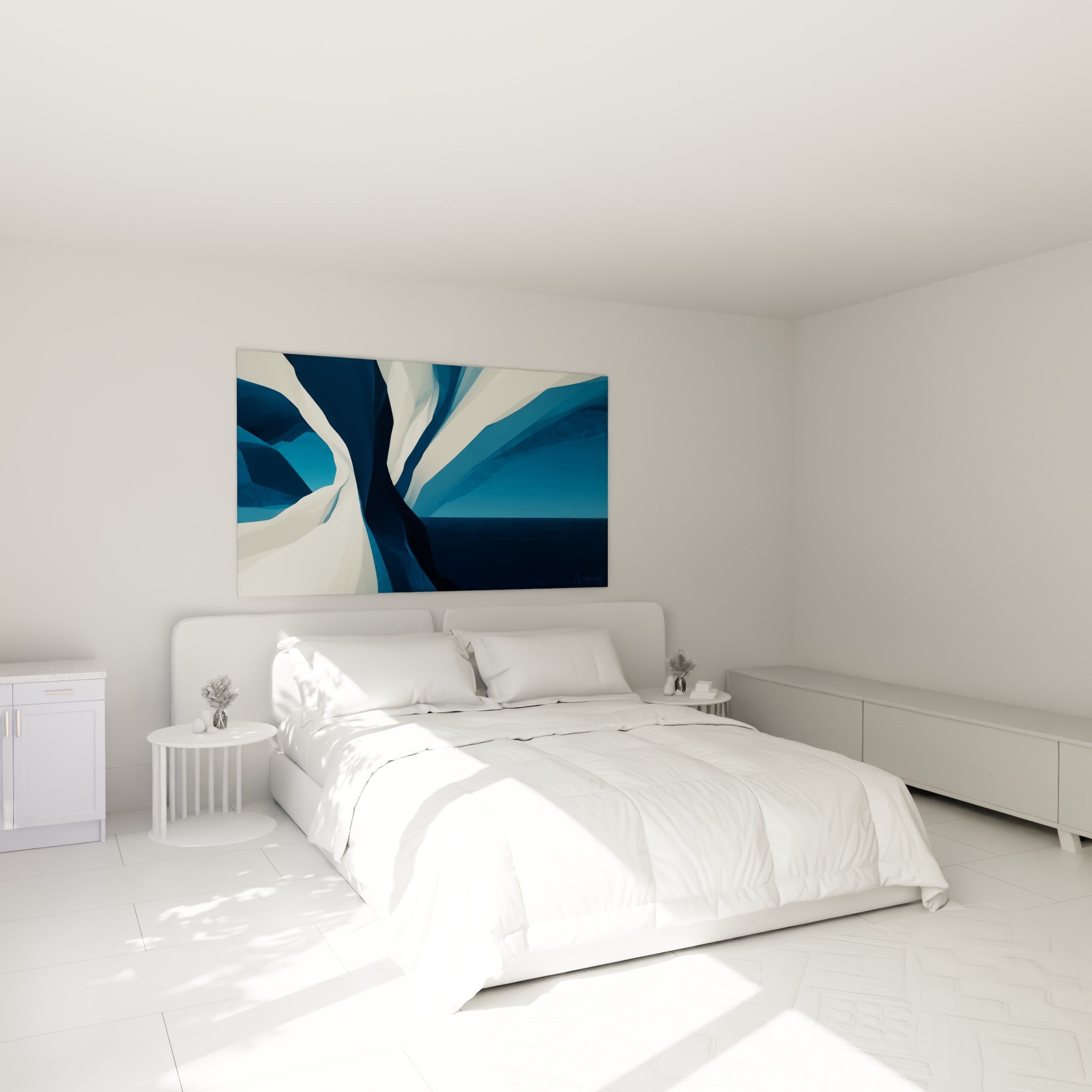 Drapé bleu nuit et ivoire, tableau artistique abstrait au-dessus d'un lit dans une chambre claire
