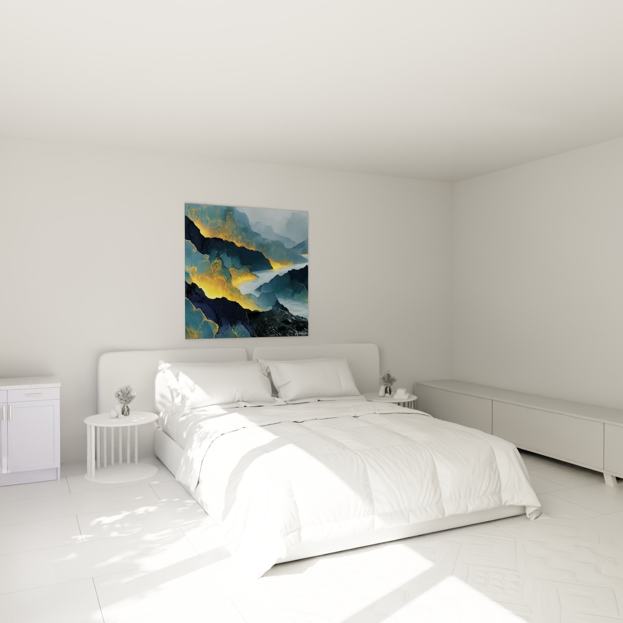 Falaises anthracite et lumière dorée traversant une gorge rocheuse, au-dessus d'un lit dans une chambre claire