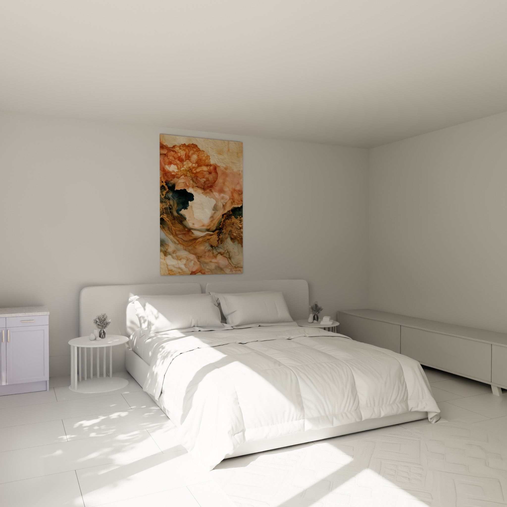 Fusion terracotta, bleu pétrole et dorée d'un tableau artistique abstrait au-dessus d'un lit dans une chambre claire
