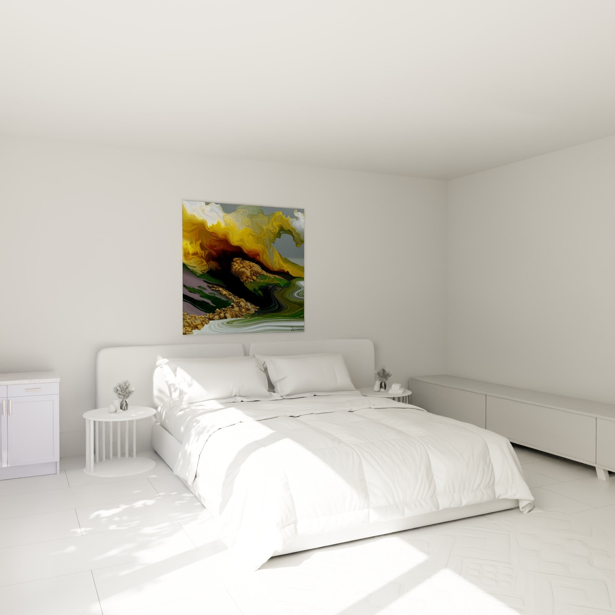 Composition abstraite dorée et vert profond au-dessus d'un lit dans une chambre claire