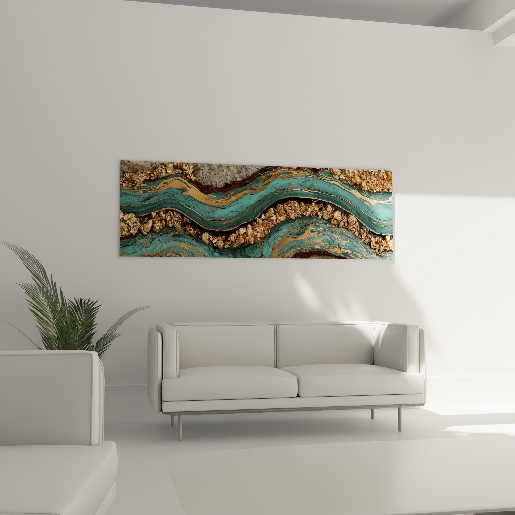 Motifs sinueux verts et dorés inspirés de la pierre, au-dessus d'un canapé dans un salon lumineux