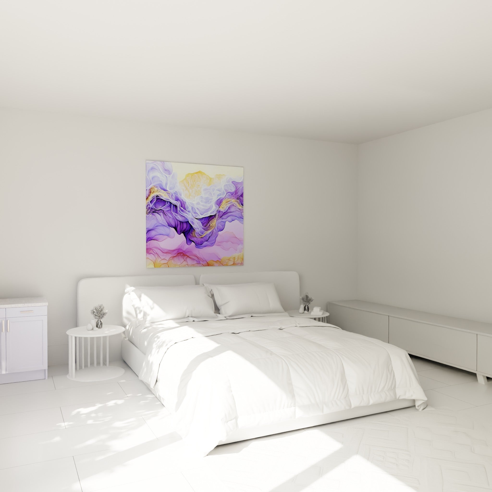Vagues mauves et blanches traversées d'or, accrochées au-dessus d'un lit dans une chambre claire