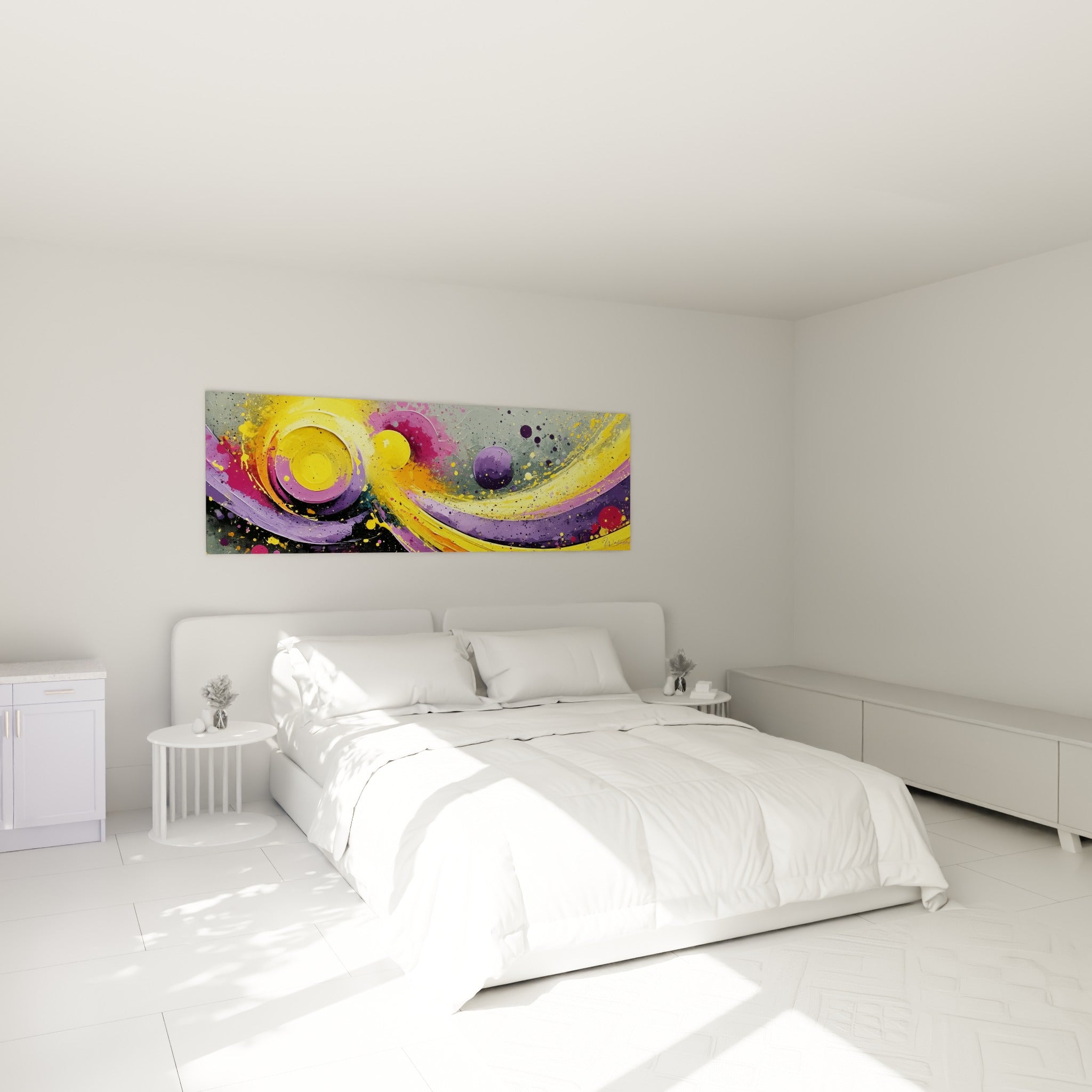 Cercles dorés et orbites violettes de ce tableau Artistique abstrait, accroché au-dessus d'un lit dans une chambre claire