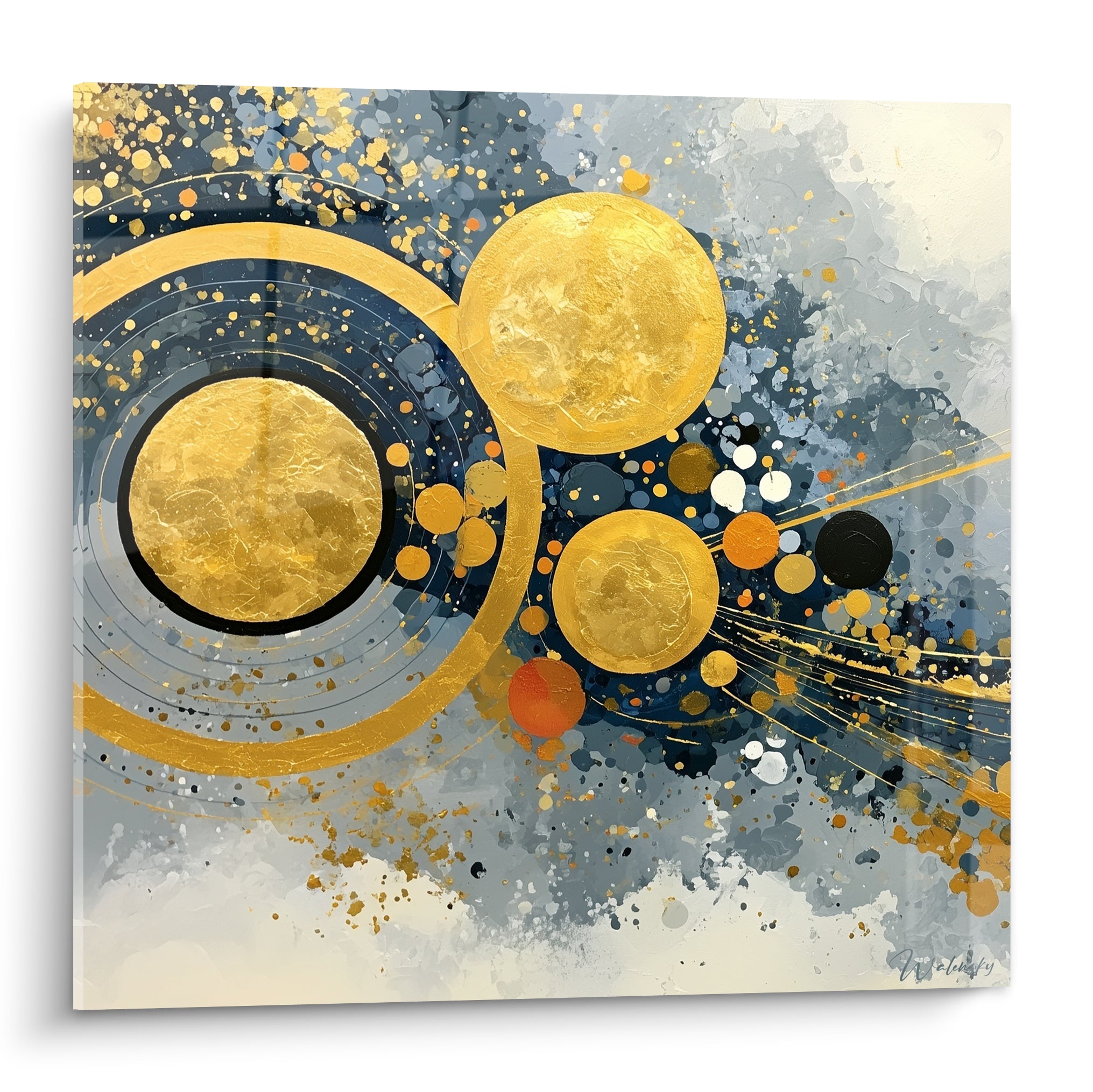 Sphères dorées texturées flottant parmi des cercles bleu marine et éclats orange, art abstrait cosmique