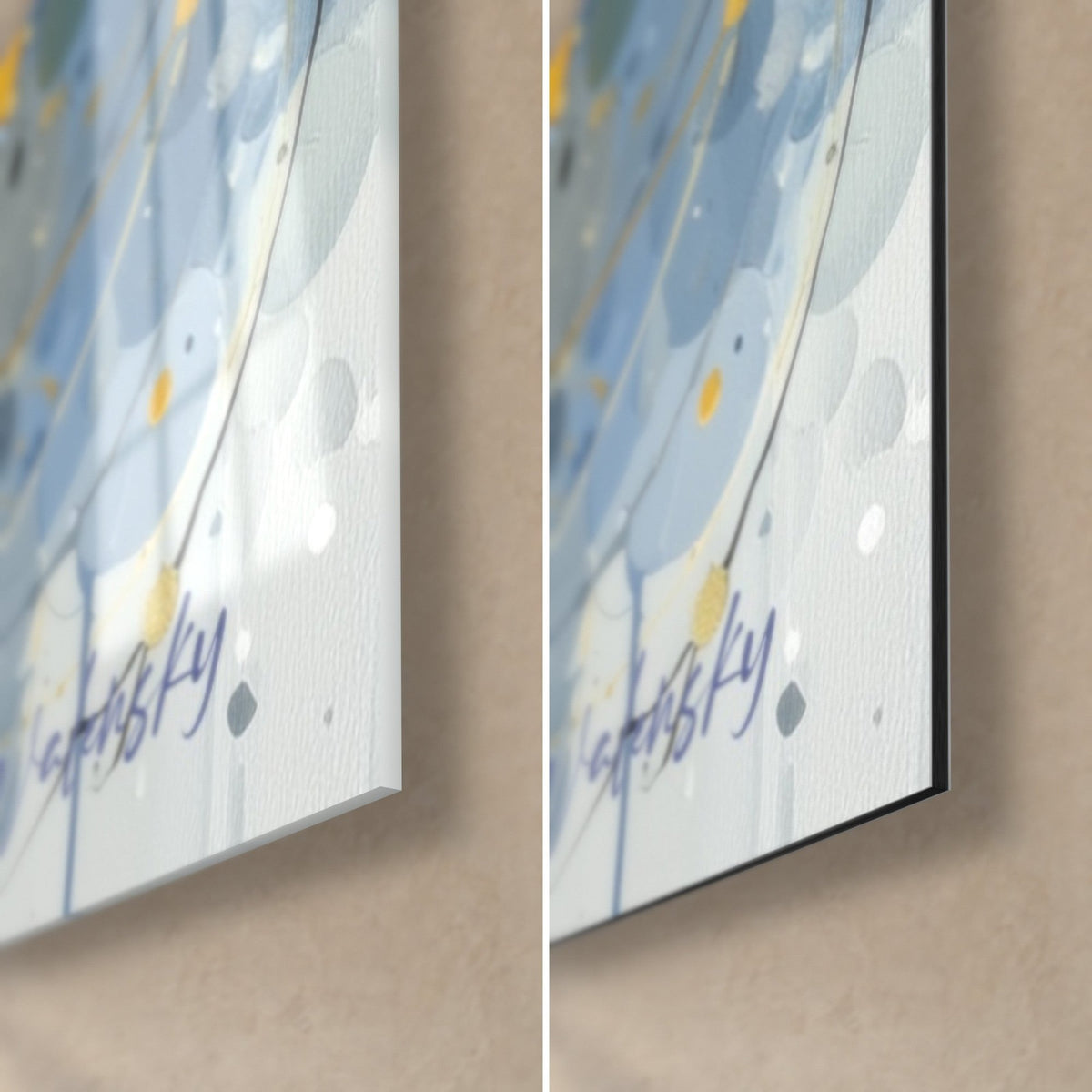 Tableau galaxie abstraite bleu pervenche et or, coin bas droit : verre acrylique brillant à gauche, Dibond mat et tranche à droite
