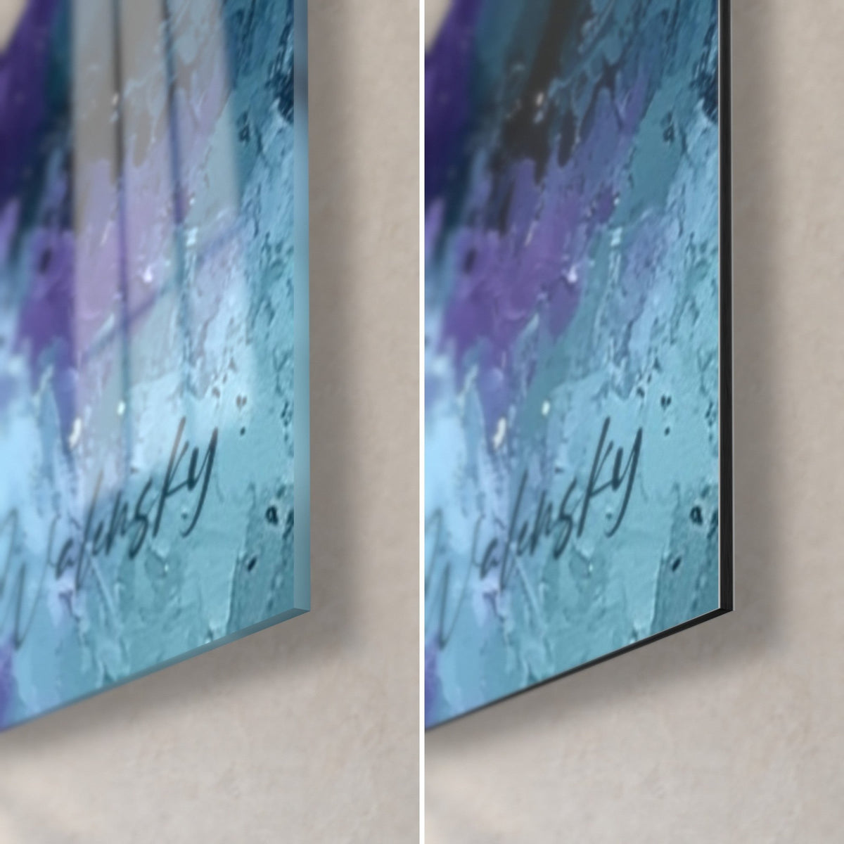 Tableau galaxie violette et turquoise, coin bas droit : verre brillant avec reflets, alu Dibond mat et tranche de 3 mm