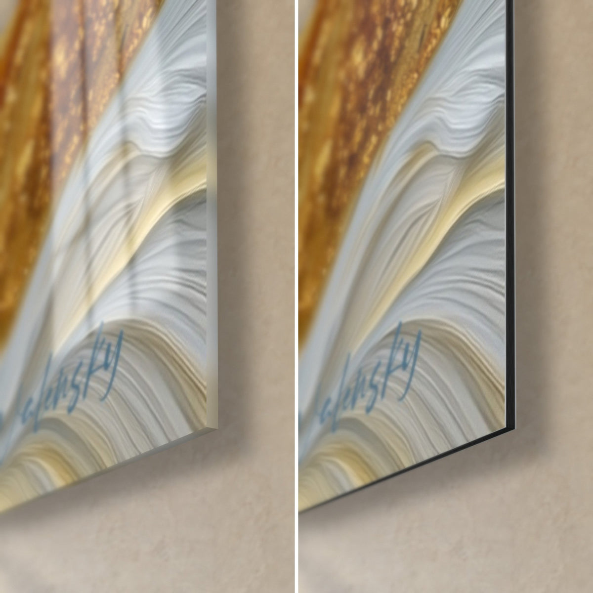 Tableau aile blanche aux reflets bleutés, coin bas droit, verre acrylique brillant et Dibond mat noir, tranche 3 mm