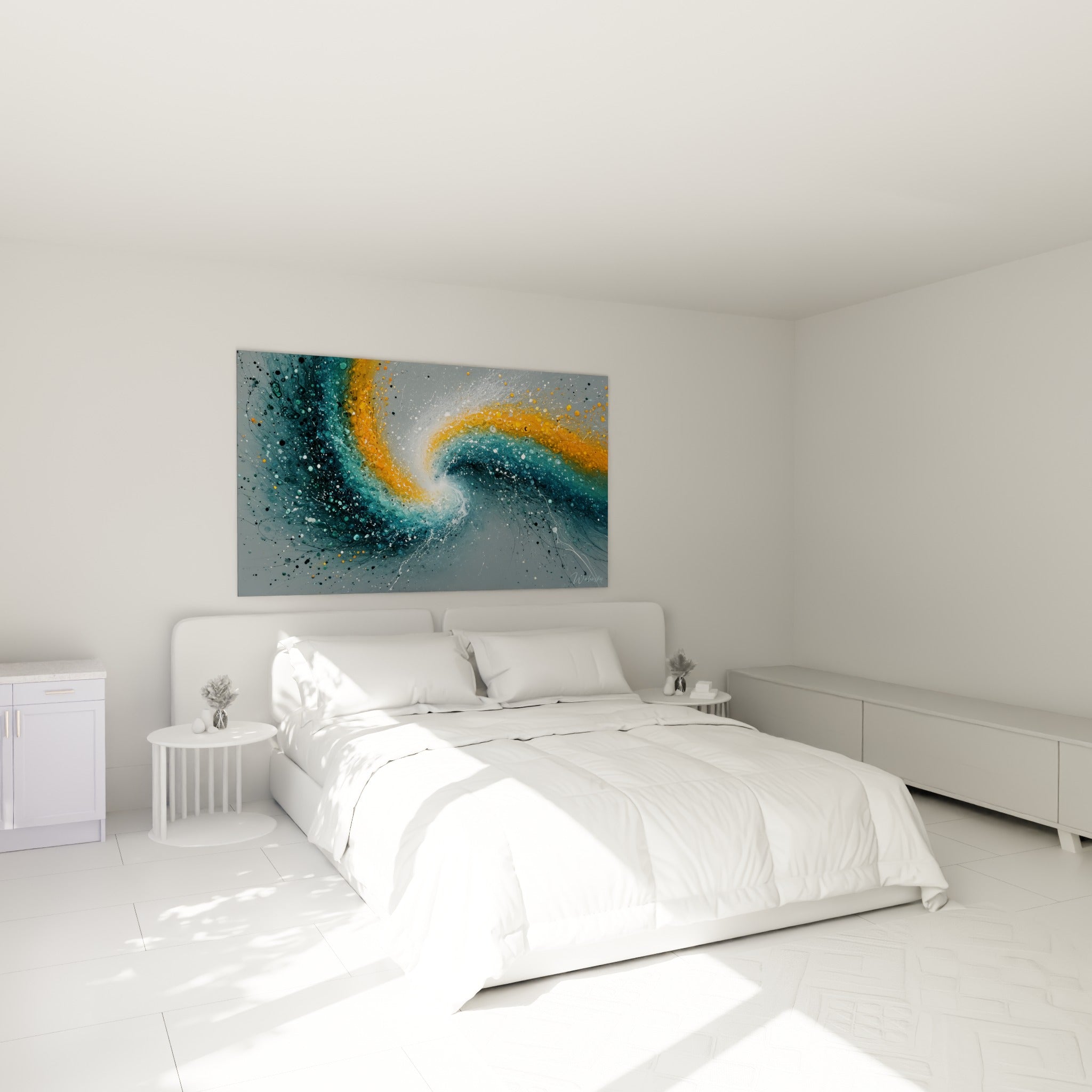 Tourbillon orange et bleu sarcelle d'un tableau abstrait, accroché au-dessus d'un lit dans une chambre claire