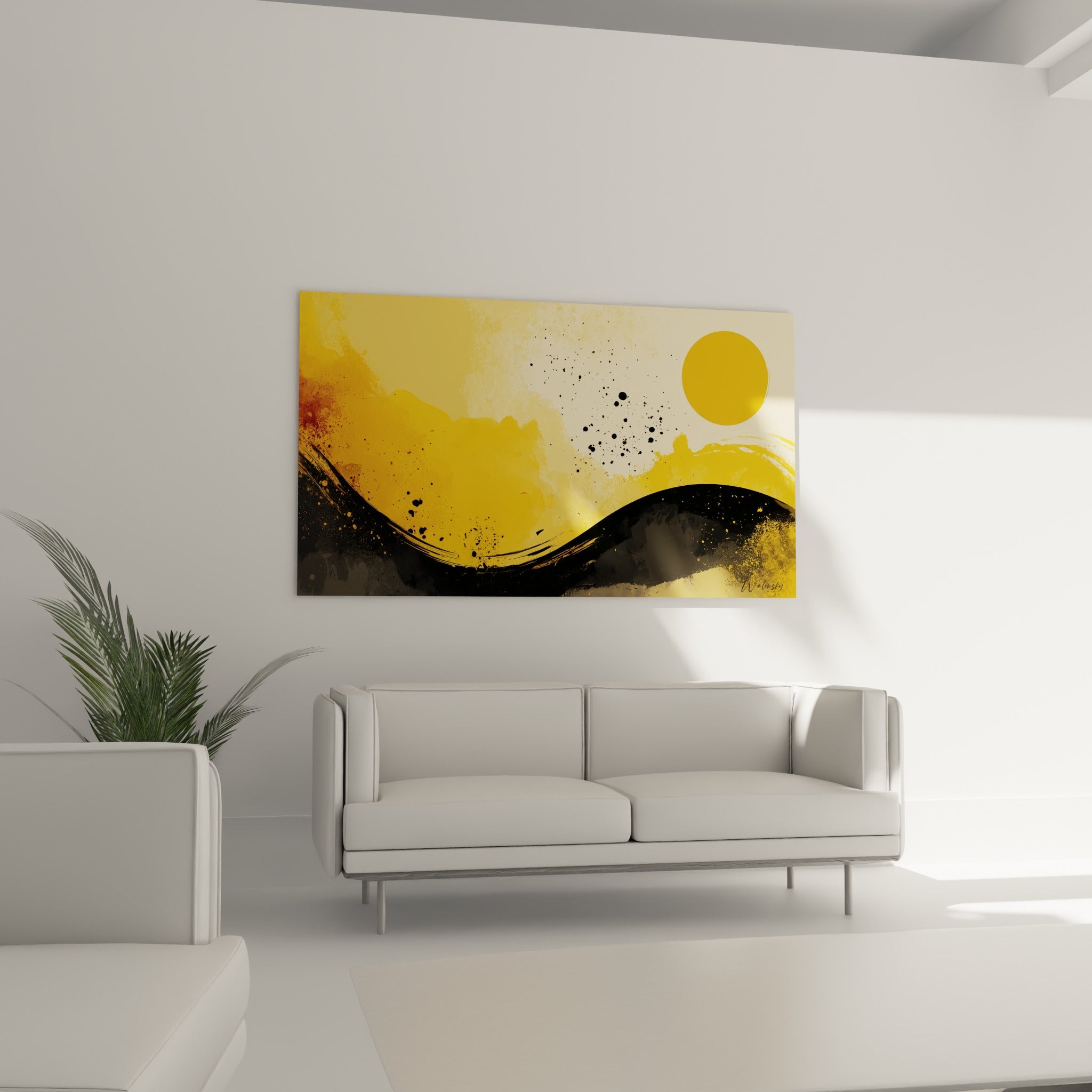 Disque doré et traits noirs fluides d'inspiration japonisante, au-dessus d'un canapé dans un salon lumineux