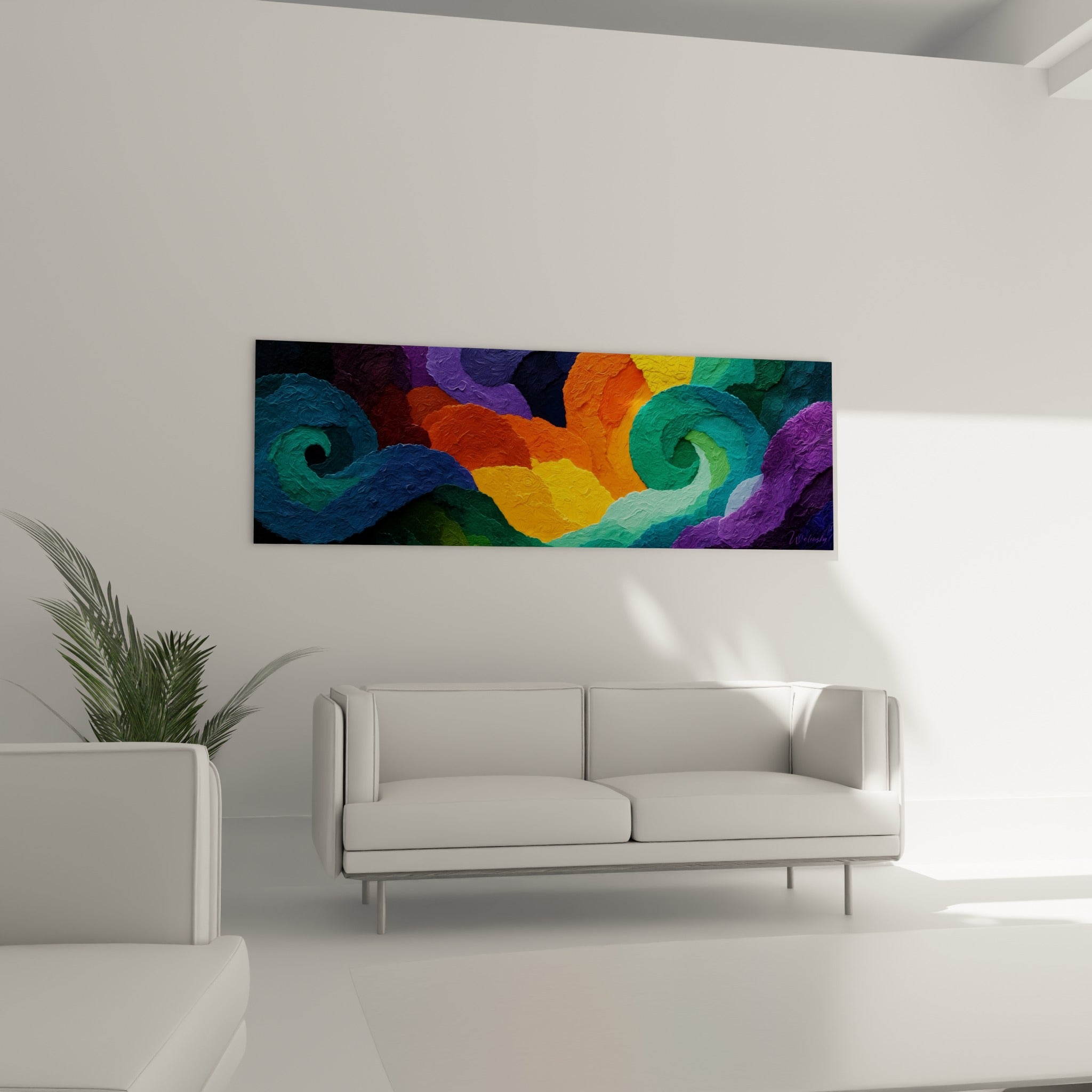 Vagues violettes et jaunes de ce tableau artistique abstrait accroché au-dessus d'un canapé dans un salon lumineux