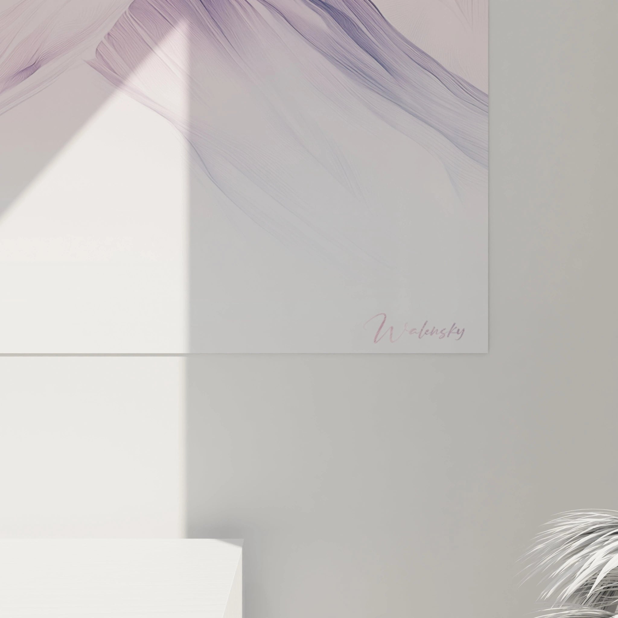 Un tableau montagne aux teintes douces présentant un massif élancé en camaïeu de rose et violet. La composition centrée met en valeur la majesté du sommet principal, tandis que la technique des lignes fluides confère une dimension presque onirique au paysage.
