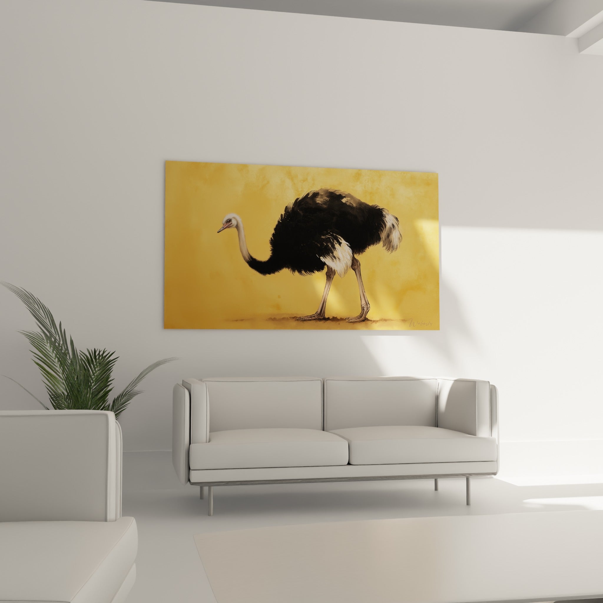 Oiseau élancé aux plumes anthracite et crème au-dessus d'un canapé dans un salon lumineux