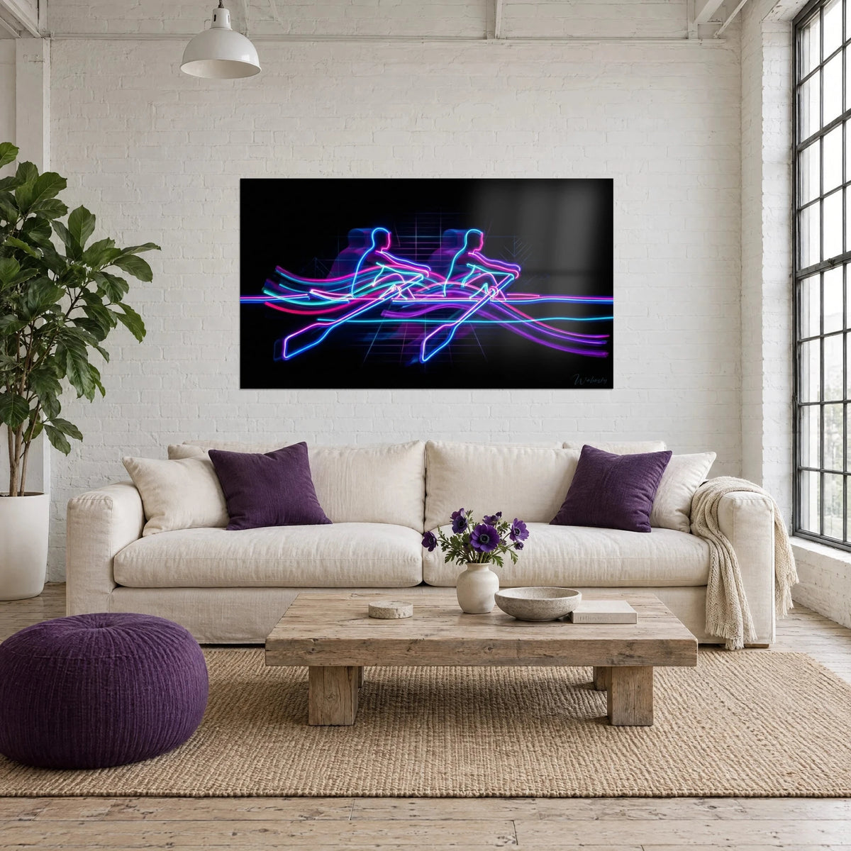 Tableau deux rameurs aux contours néon bleus et roses sur fond noir, pagaies lumineuses, au-dessus d'un canapé dans un salon lumineux
