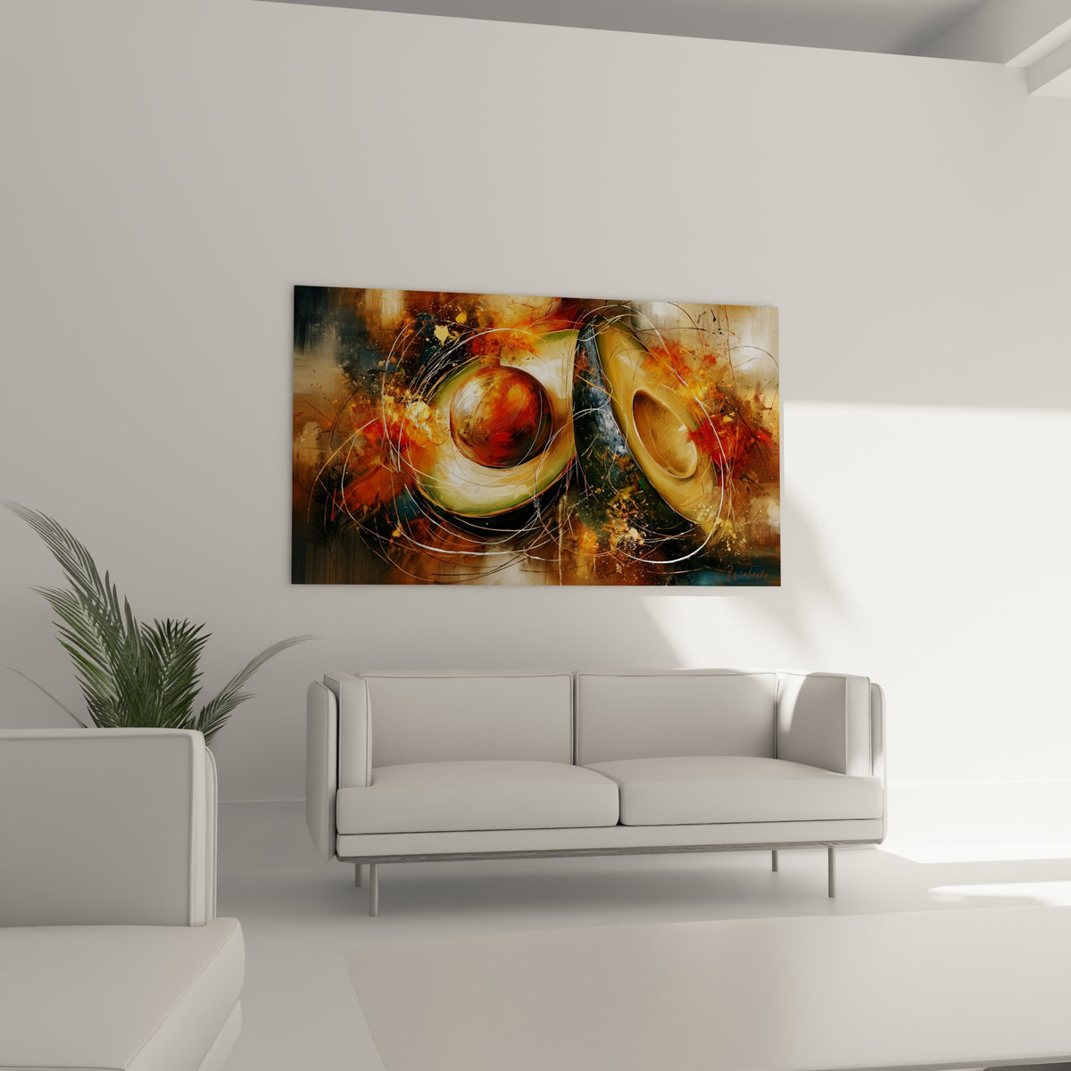 Fruit stylisé aux nuances dorées et vertes suspendu au-dessus d'un canapé dans un salon lumineux