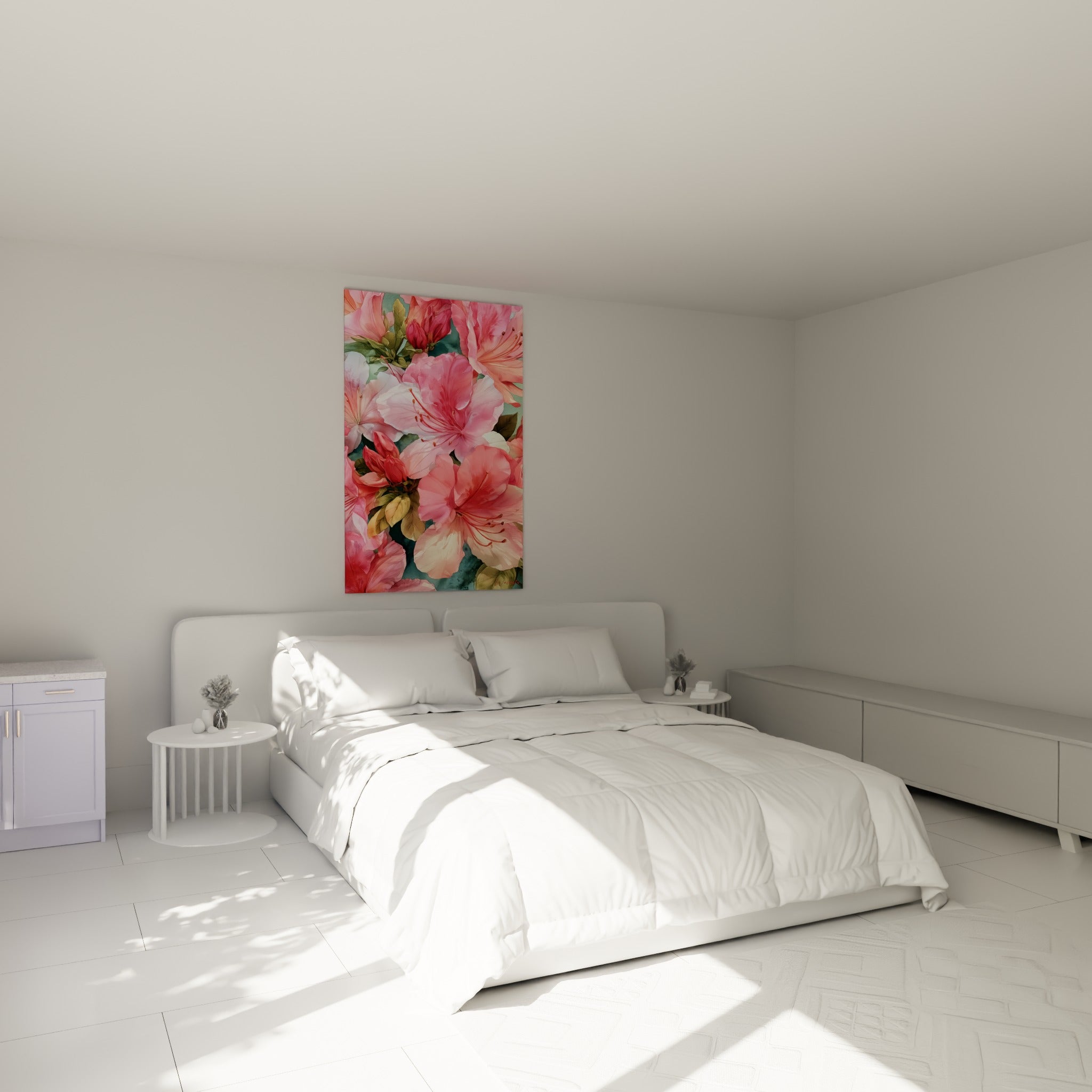 Bouquet d'azalées roses et corail peint à l'aquarelle, accroché au-dessus d'un lit dans une chambre claire