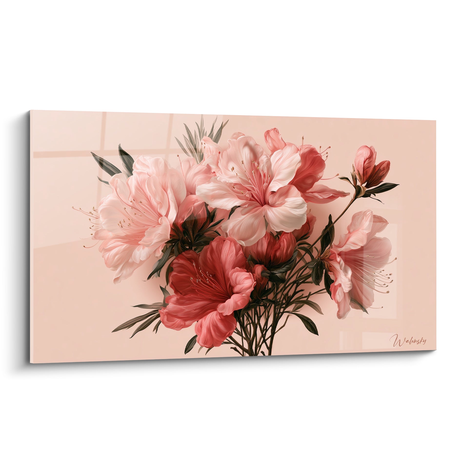 Azalée en bouquet aux pétales rose pâle et corail, fond rosé délicat et feuillage vert foncé