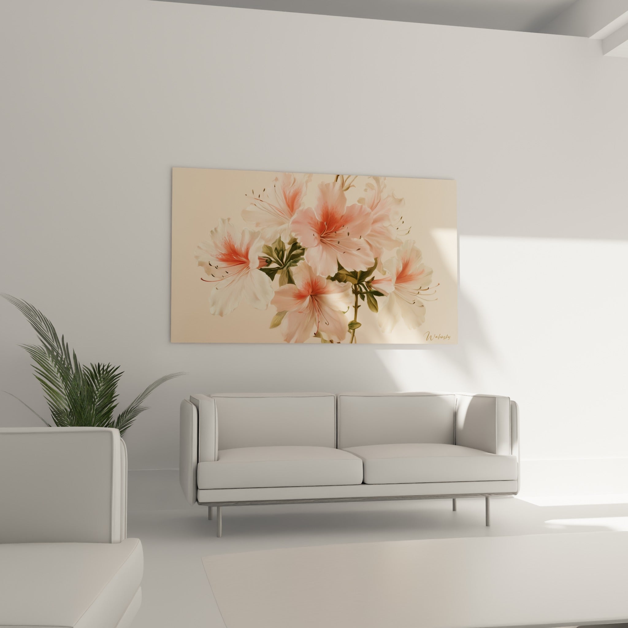 Fleurs d'azalée blanches et roses en composition botanique, au-dessus d'un canapé dans un salon lumineux