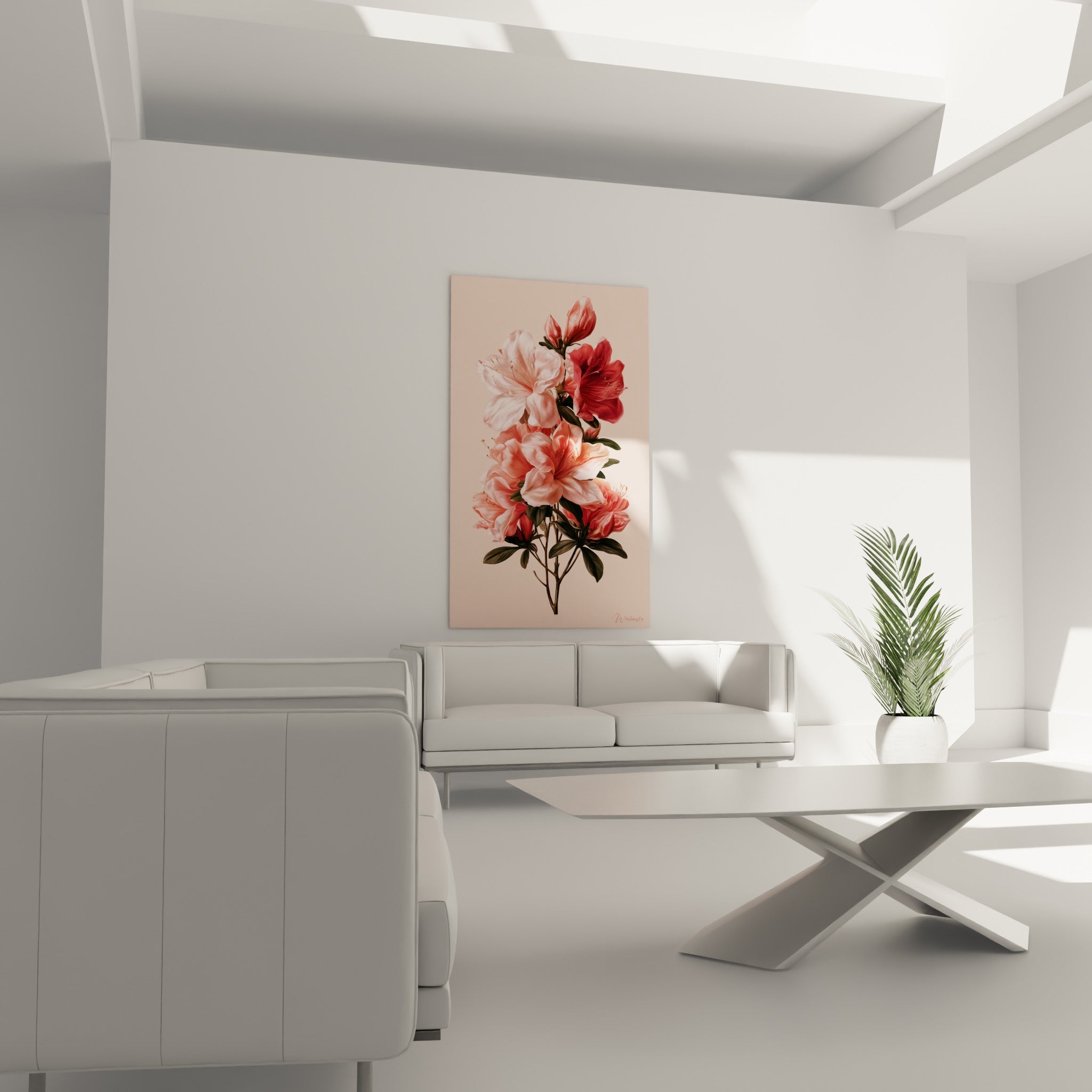Fleurs d'azalée rose corail et rouge profond disposées au-dessus d'un canapé dans un salon lumineux
