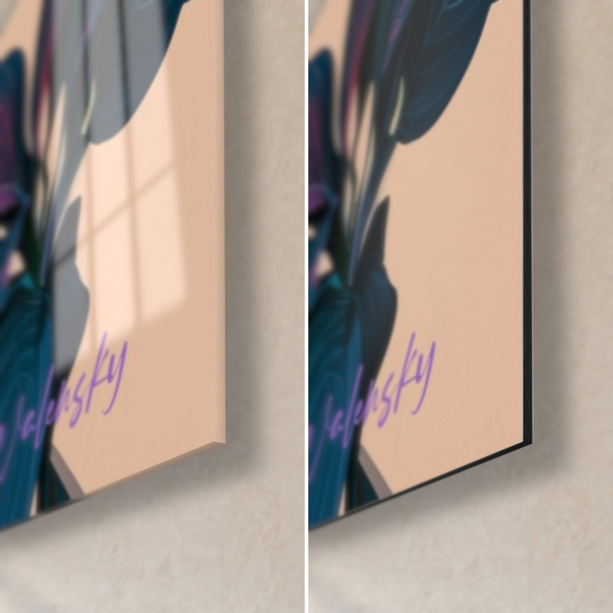 Quadro di un bouquet di azalee, angolo in basso a destra: fondo beige, foglie blu scuro, firma viola, vetro lucido e Dibond opaco