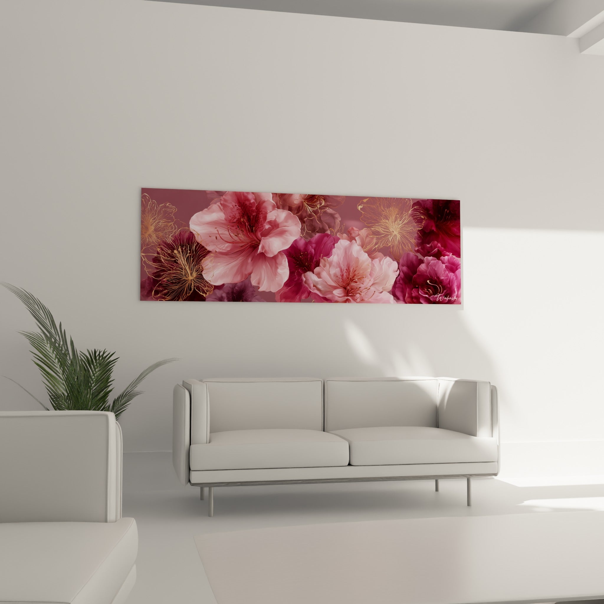 Pétales d'azalée rose pâle et bordeaux au-dessus d'un canapé dans un salon lumineux