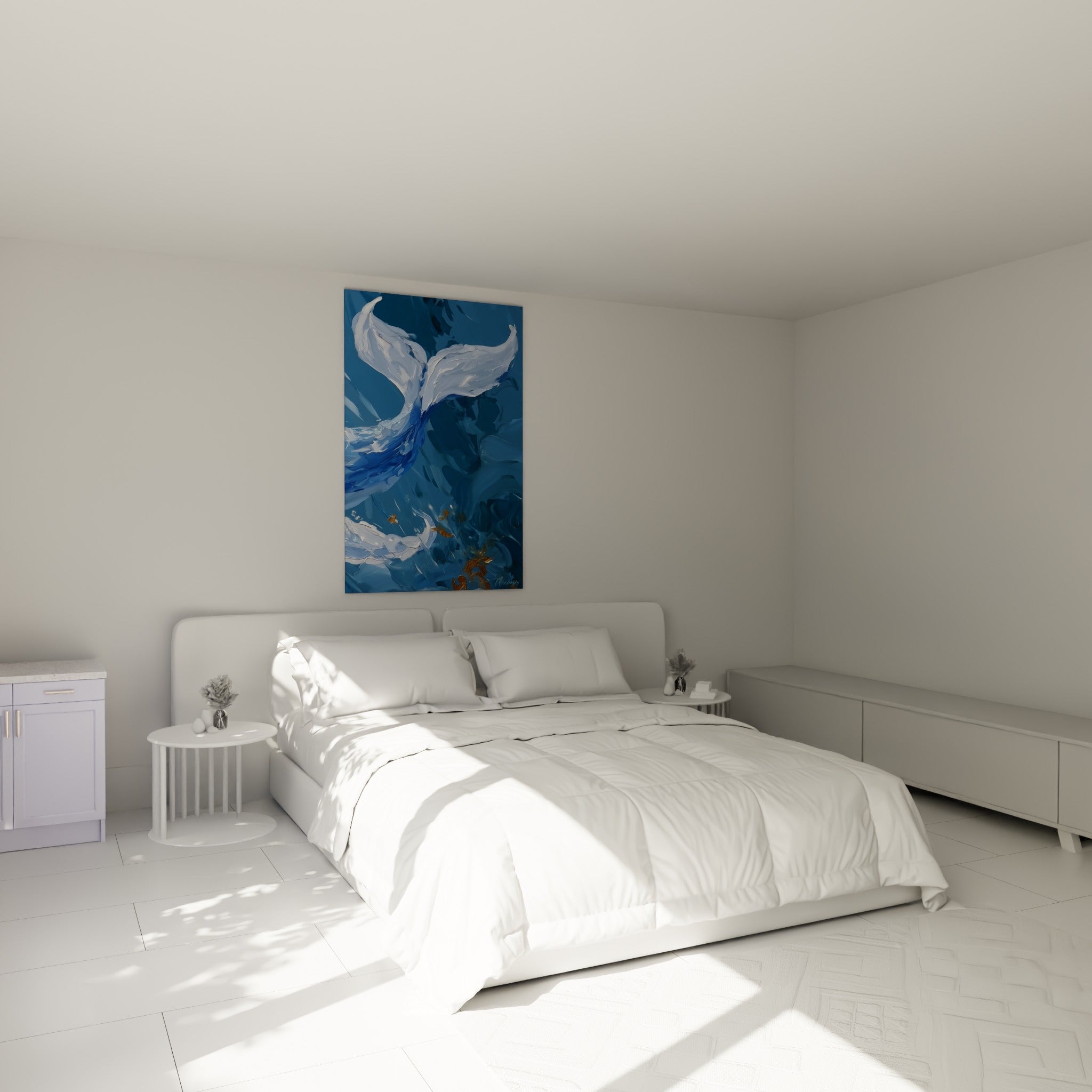 Nageoire blanche et bleu profond de la Baleine au-dessus d'un lit dans une chambre claire