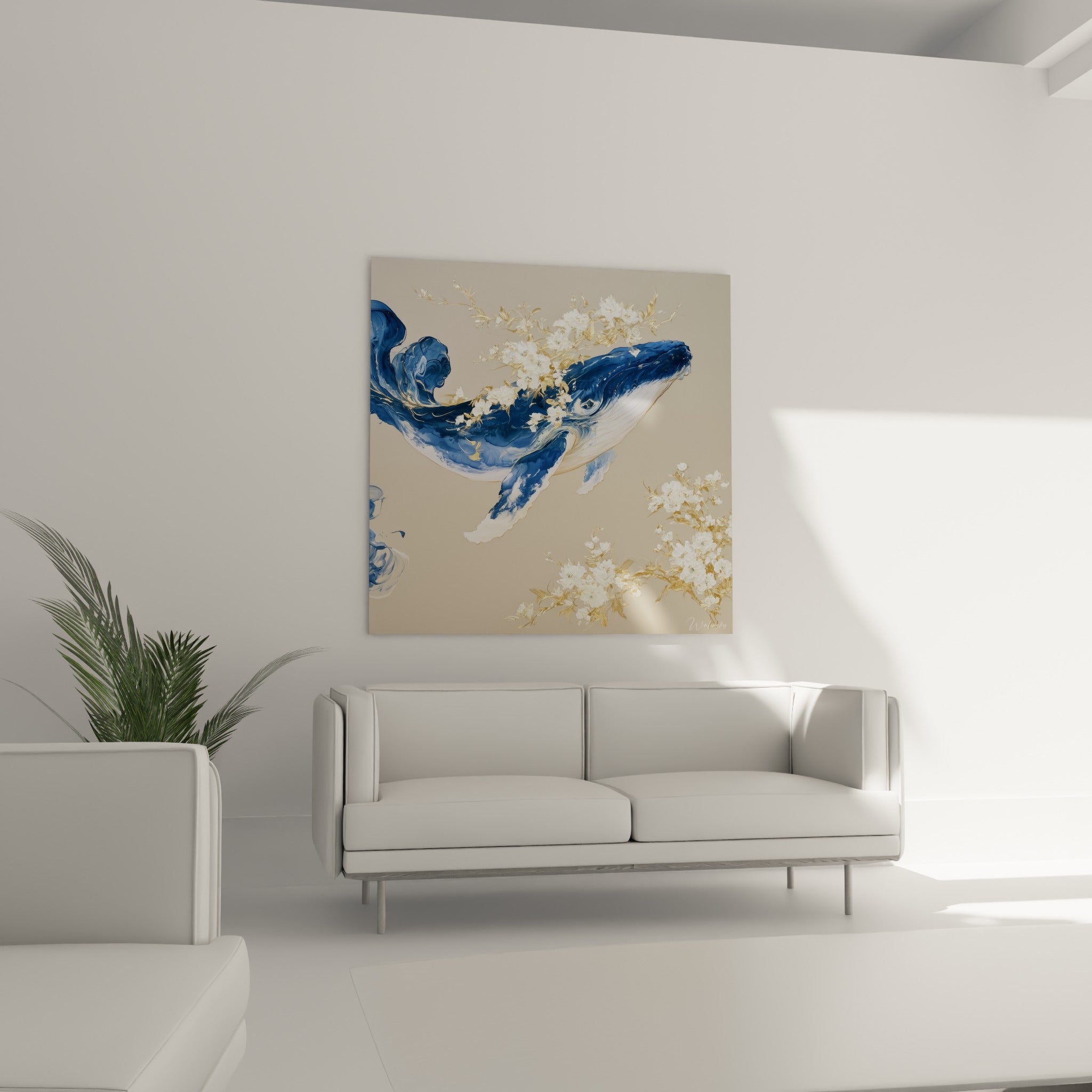 Silhouette marine en bleu et blanc, ornée de branches dorées, au-dessus d'un canapé dans un salon lumineux