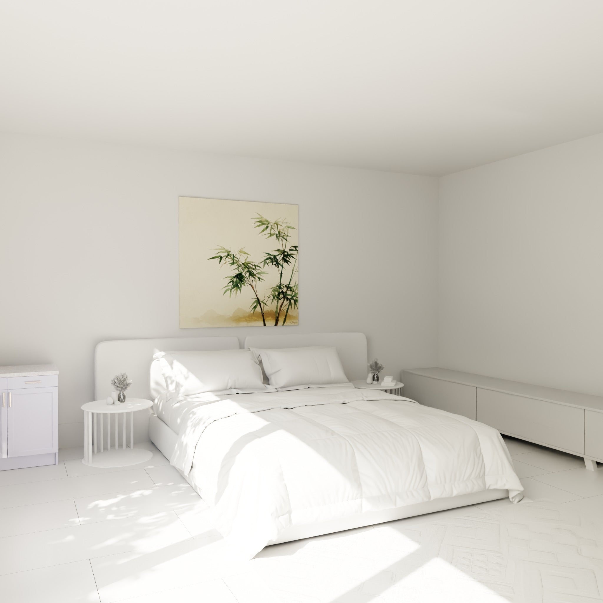 Tiges de bambou vert et fond beige doré au-dessus d'un lit dans une chambre claire