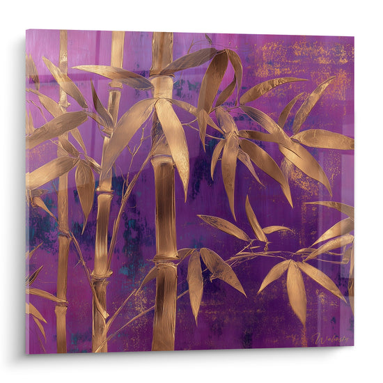 Bambou doré aux feuilles élancées se détachant sur un fond violet et pourpre profond