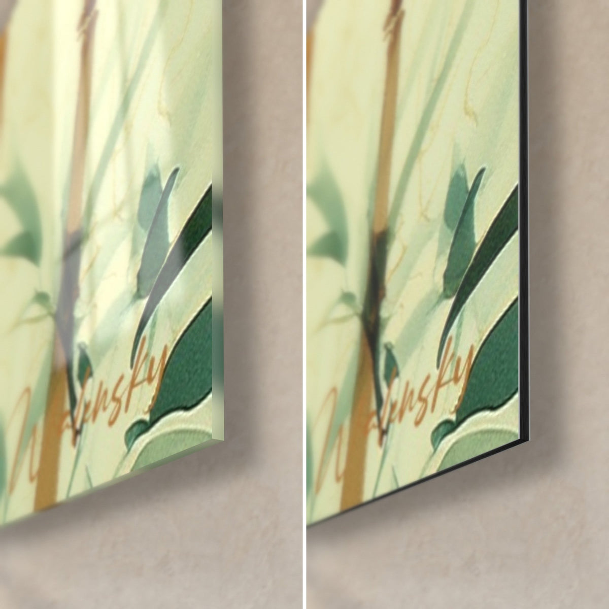 Tableau bambous aux feuilles vert foncé et or, coin bas droit, à gauche verre acrylique brillant, à droite alu Dibond mat, tranche de 3 mm
