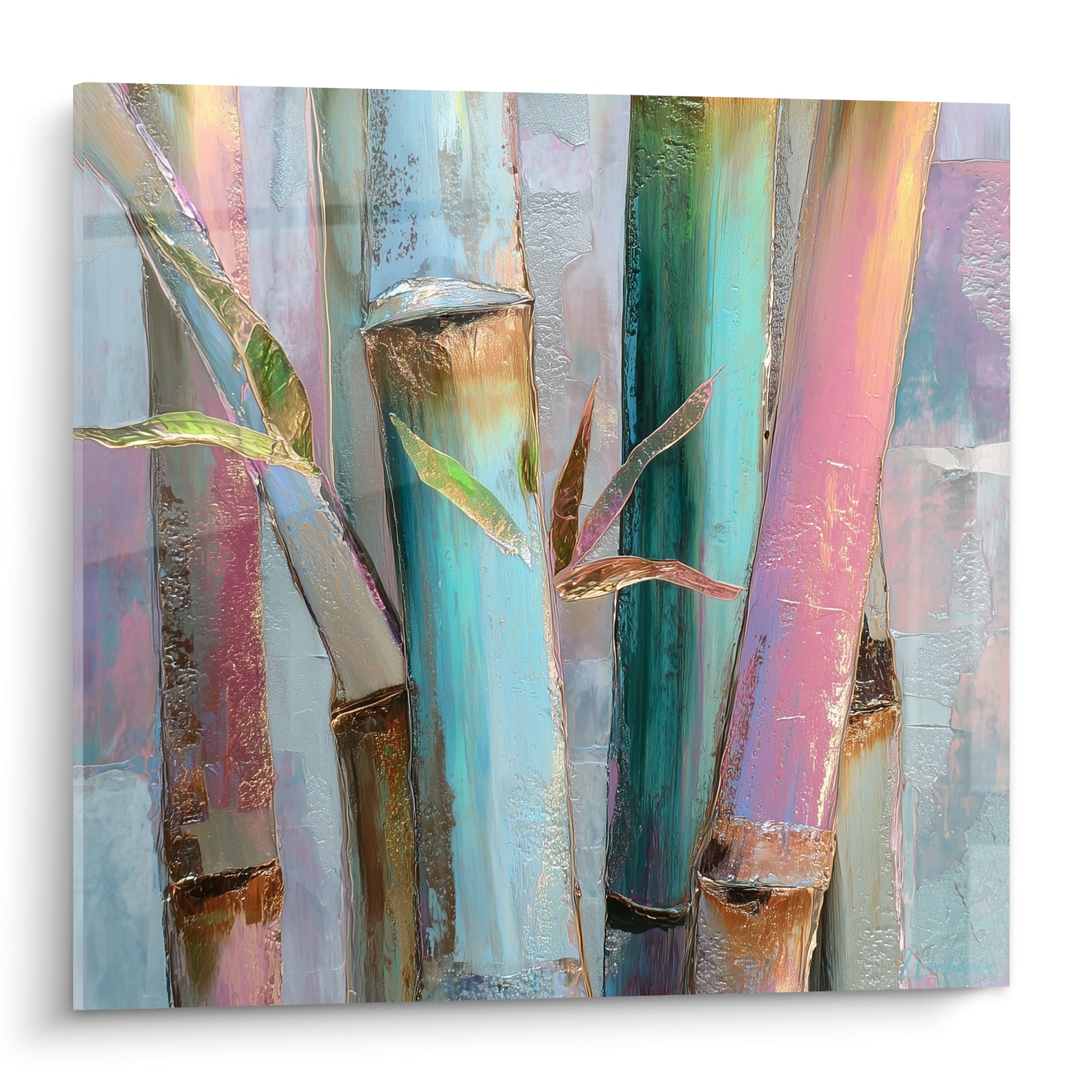 Bambou aux tiges turquoise et rose irisées, texture épaisse et reflets dorés en plein cadre