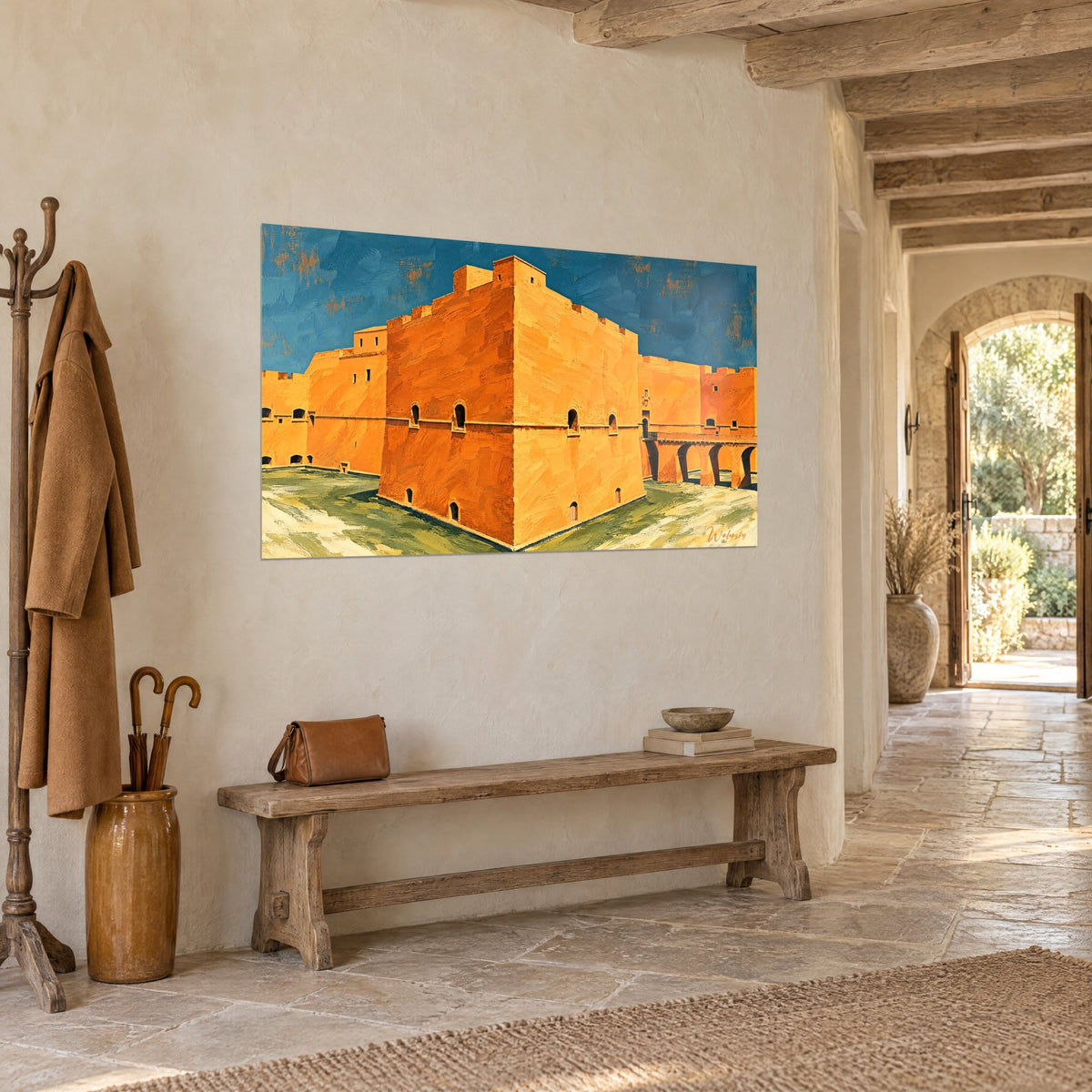 Tableau château fort ocre et sa tour d'angle abrupte, ciel bleu profond et pelouse verte, vue de trois-quarts sur un mur de pierre