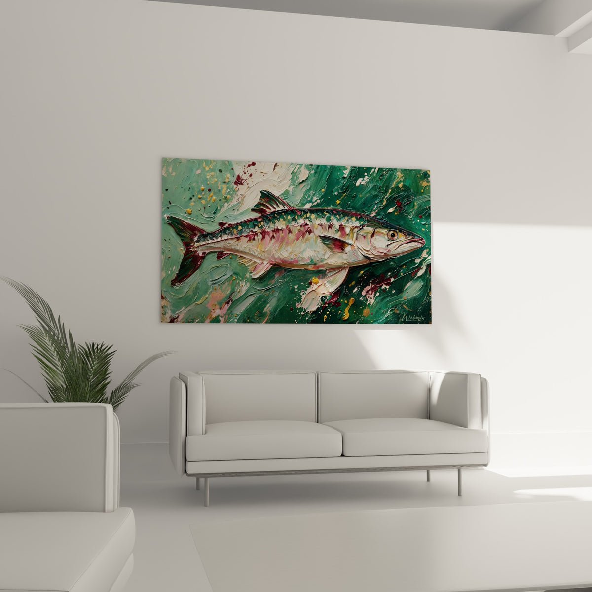 Silhouette de barracuda doré et vert profond en pleine nage, au-dessus d'un canapé dans un salon lumineux