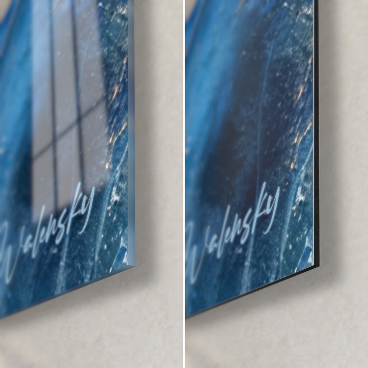 Wall art steel-blue and gold barracuda, bottom right corner: glossy acrylic glass on the left, matte Dibond on the right, 3 mm edge