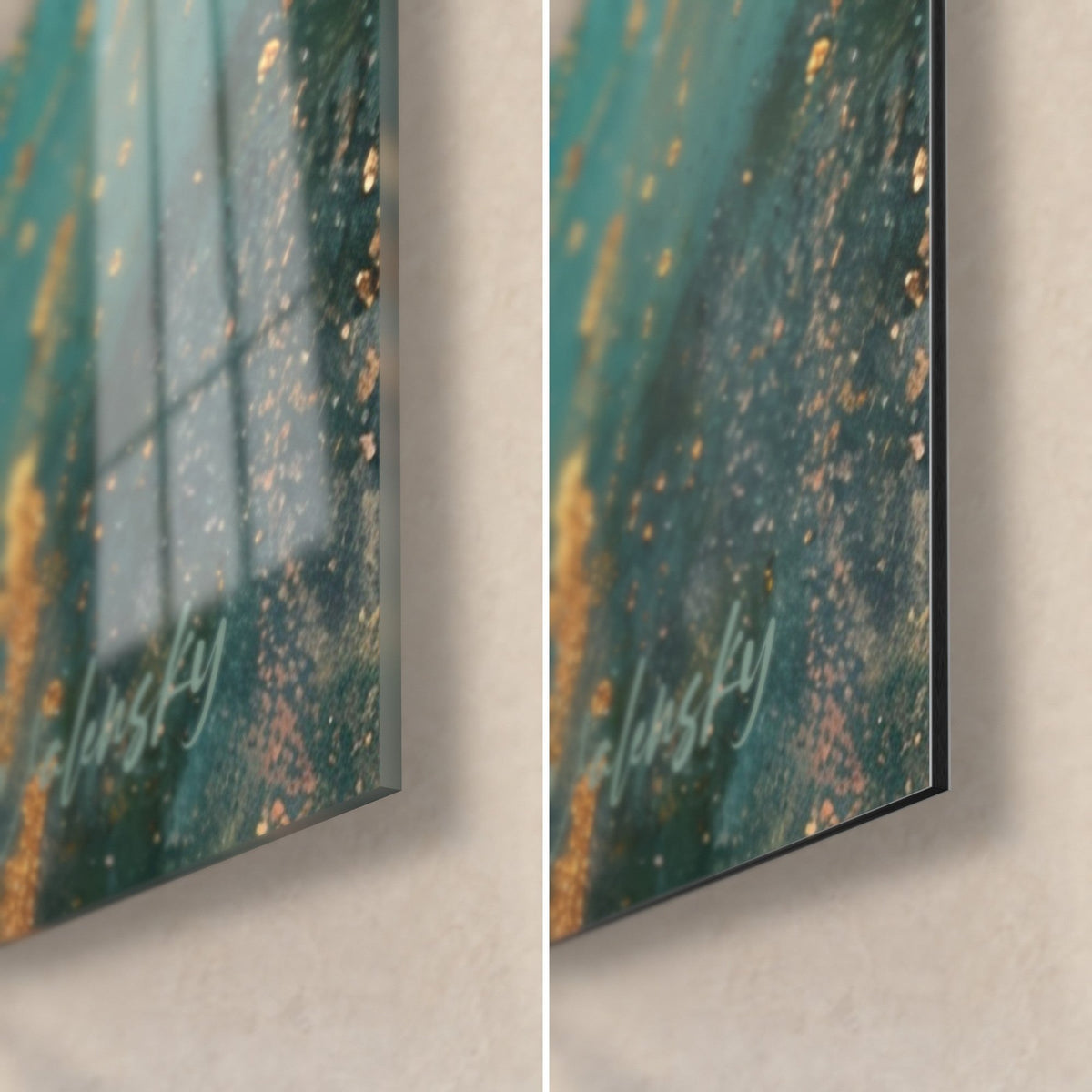 Wall art of a barracuda with silver scales, bottom right corner: glossy acrylic glass on the left, matte Dibond on the right, 3 mm edge
