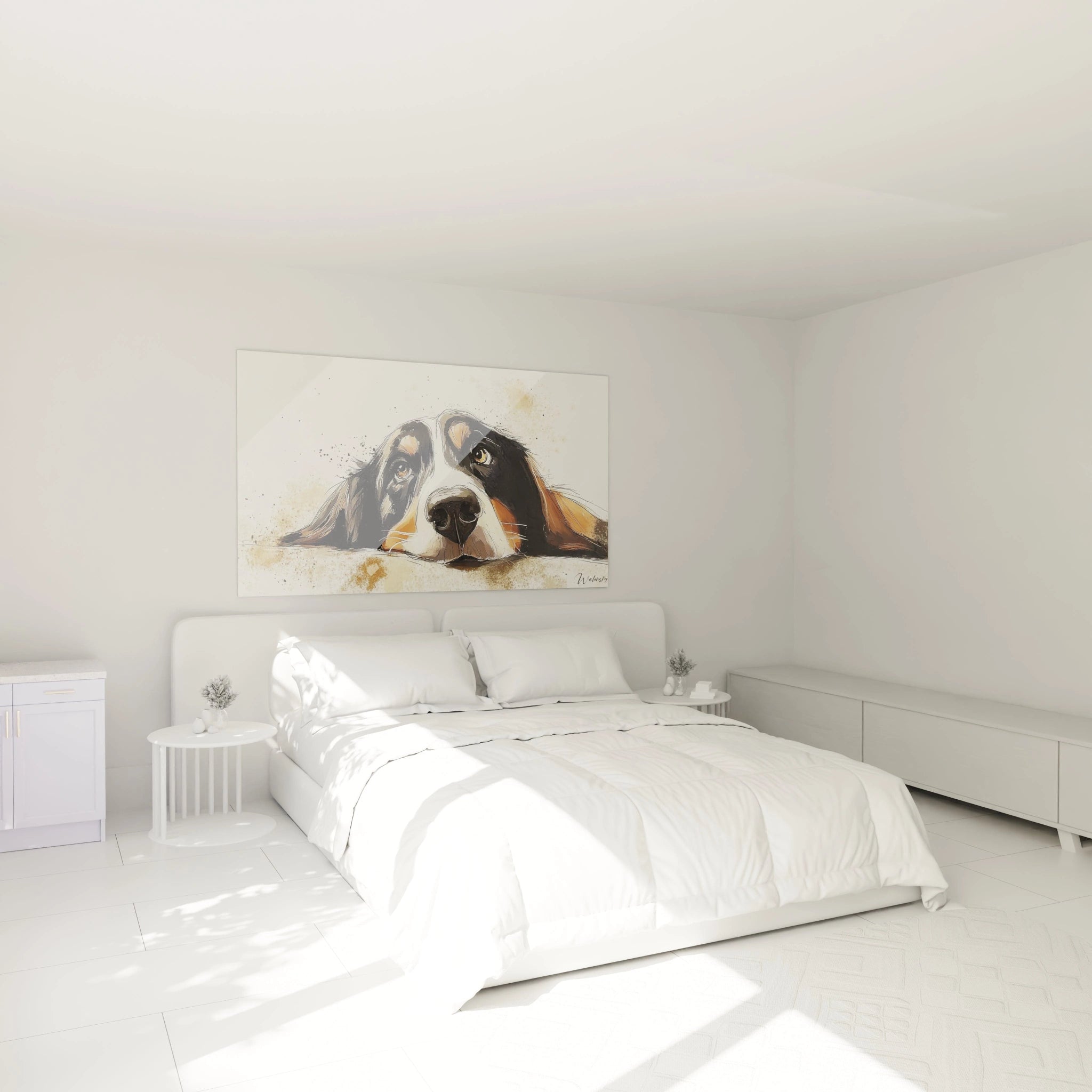 Un tableau basset hound en gros plan montrant la tête d'un chien aux yeux ambrés perçants. Combinaison de traits précis et éclaboussures dynamiques dans des tons noir, blanc et marron sur fond beige texturé.
