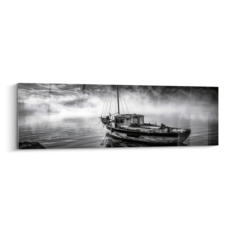 Tableau Vieux bateau de pêche dans la brume - Silence sur l'eau - Edition Bateau abstrait
