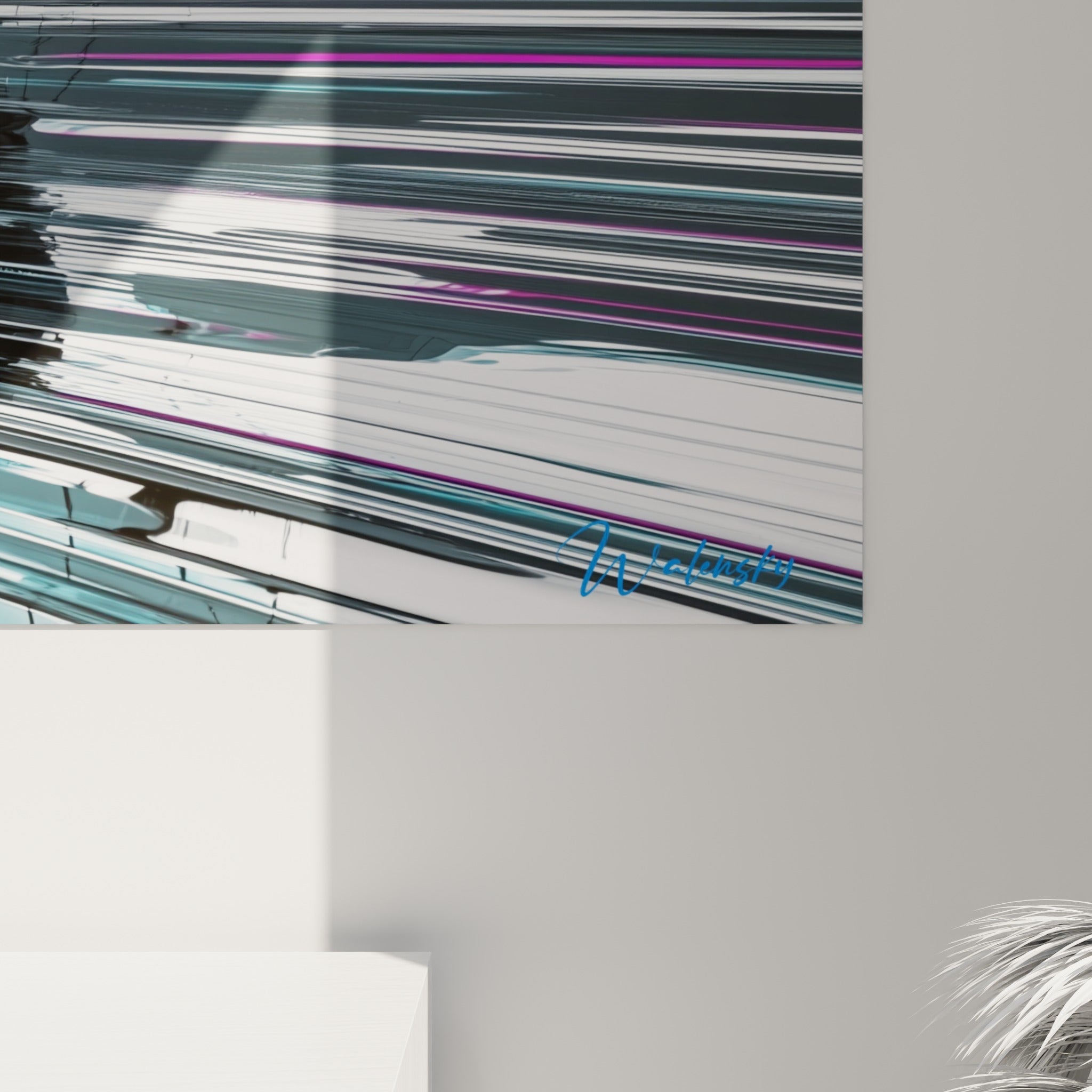 Détail des stries blanches et reflets magenta sur la toile du voilier, matière lisse et contrastée