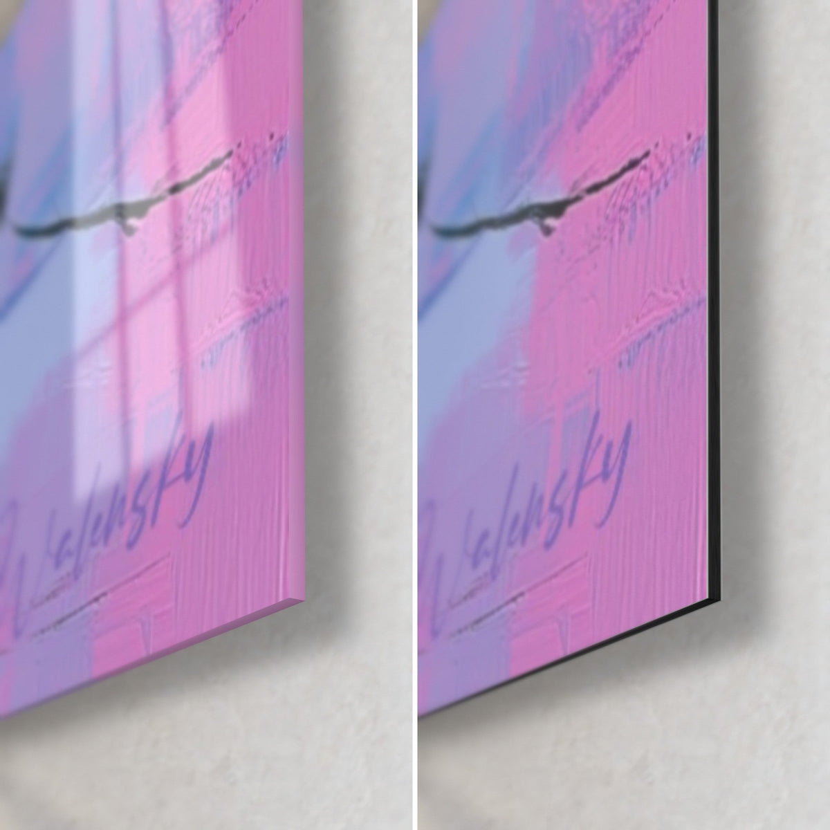 Tableau bateau noir, coin bas droit : verre acrylique brillant aux reflets et alu Dibond mat, rose et violet, tranche de 3 mm