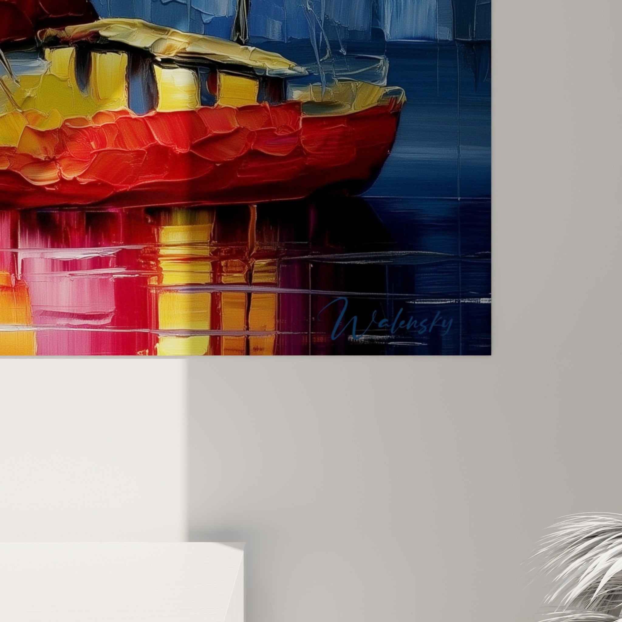Empâtements épais de peinture rouge, jaune et bleue formant les voiles texturées du bateau abstrait