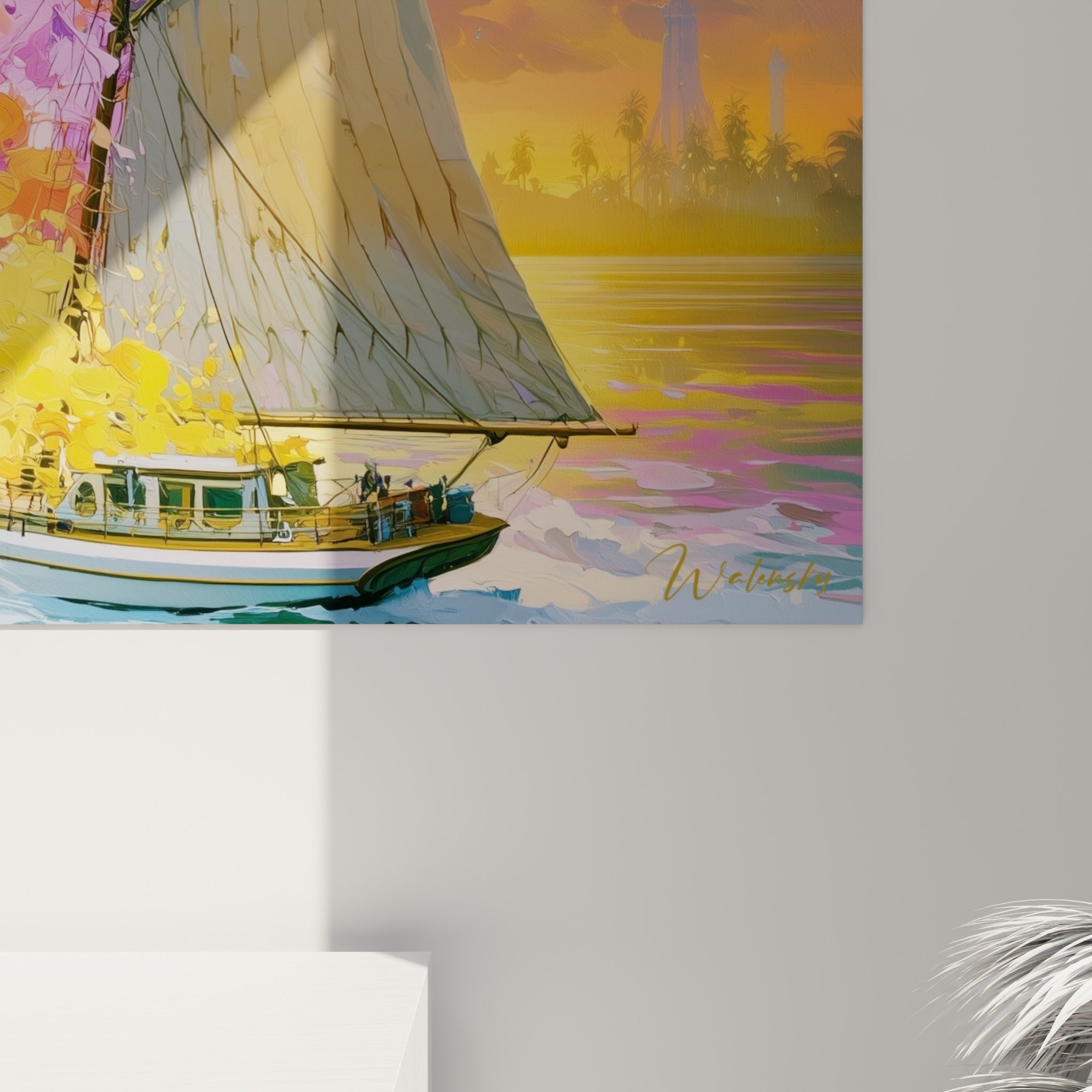 Empâtements violets, roses et dorés fusionnant en gros plan sur ce tableau bateau abstrait accroché au mur