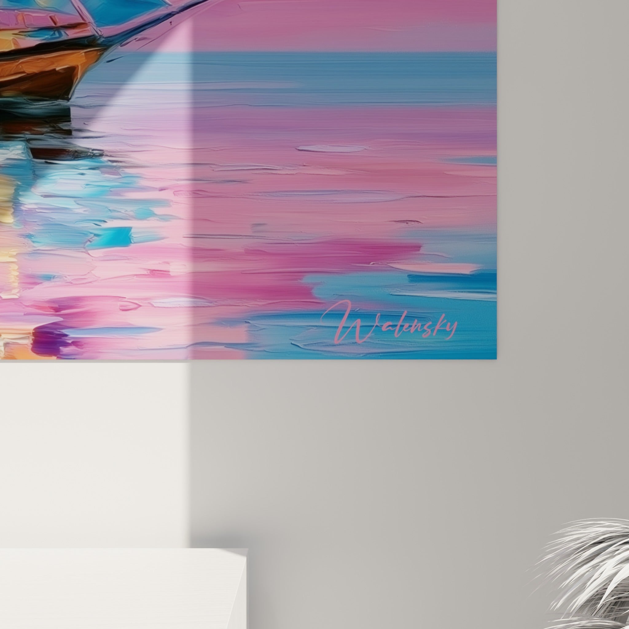 Empâtements roses et bleus sur la toile, coulures dorées et matière épaisse visibles sur ce tableau bateau abstrait