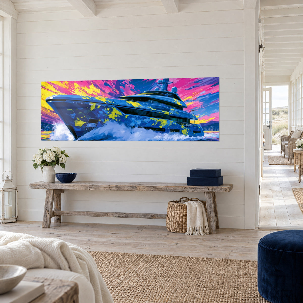 Tableau proue de superyacht bleu nuit éclaboussée de jaune citron, ciel rose vif, sur un mur blanc boisé d'une maison de bord de mer