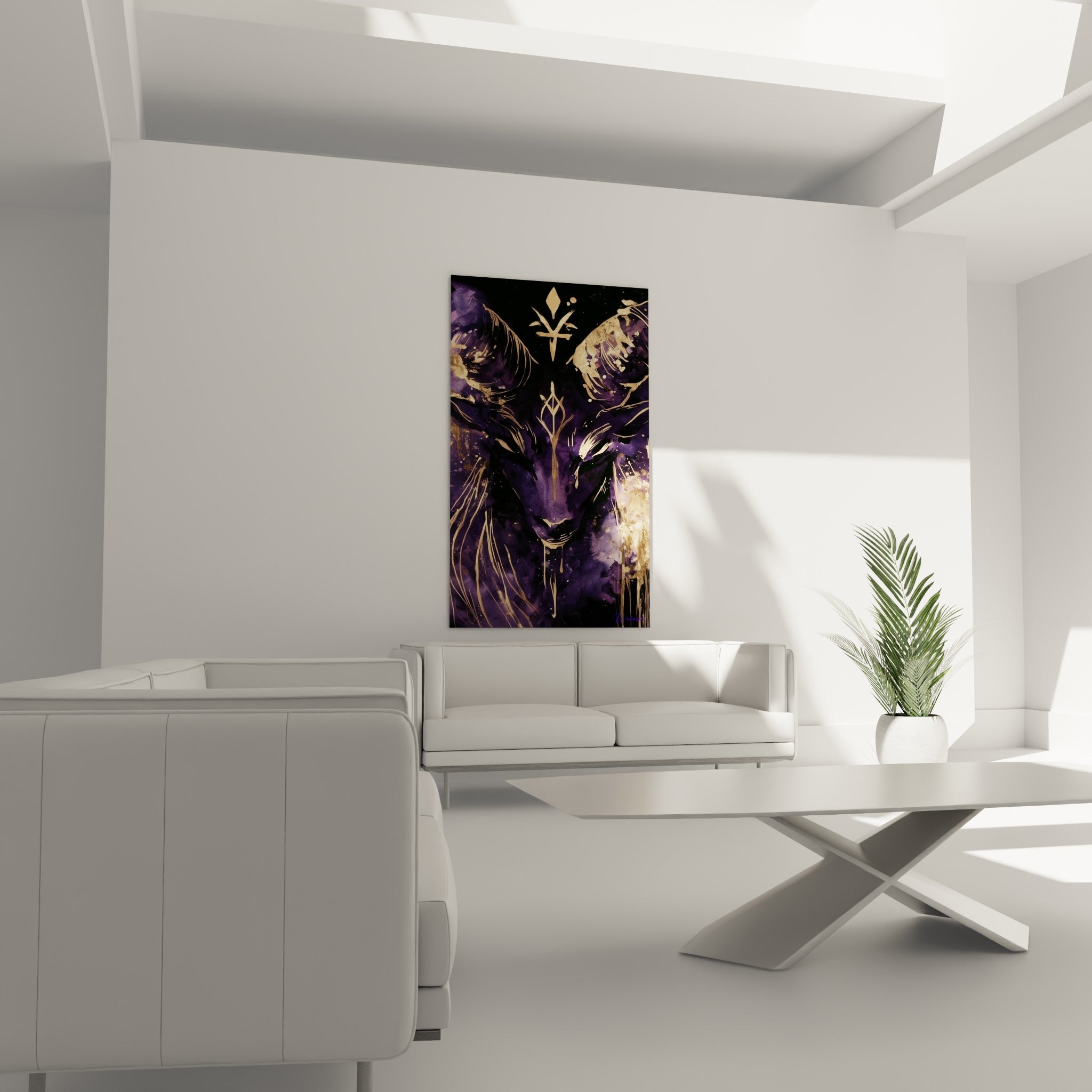 Bélier mystique en violet profond et or ruisselant, disposé au-dessus d'un canapé dans un salon lumineux