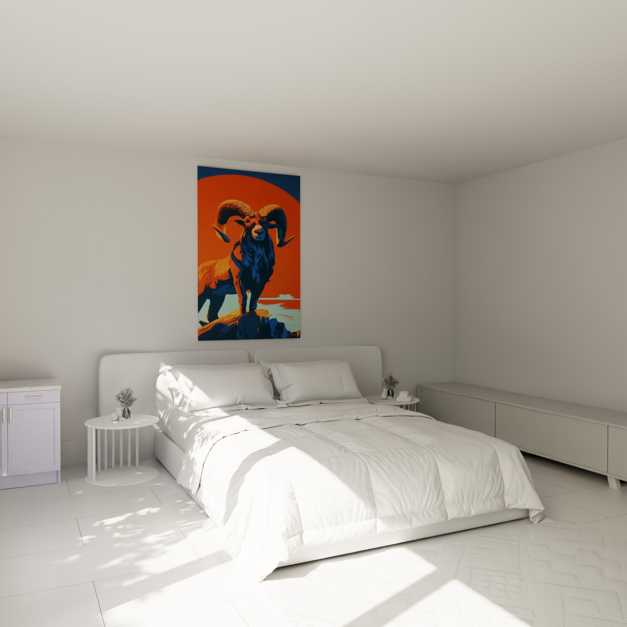 Silhouette de bélier fauve et bleu marine accrochée au-dessus d'un lit dans une chambre claire