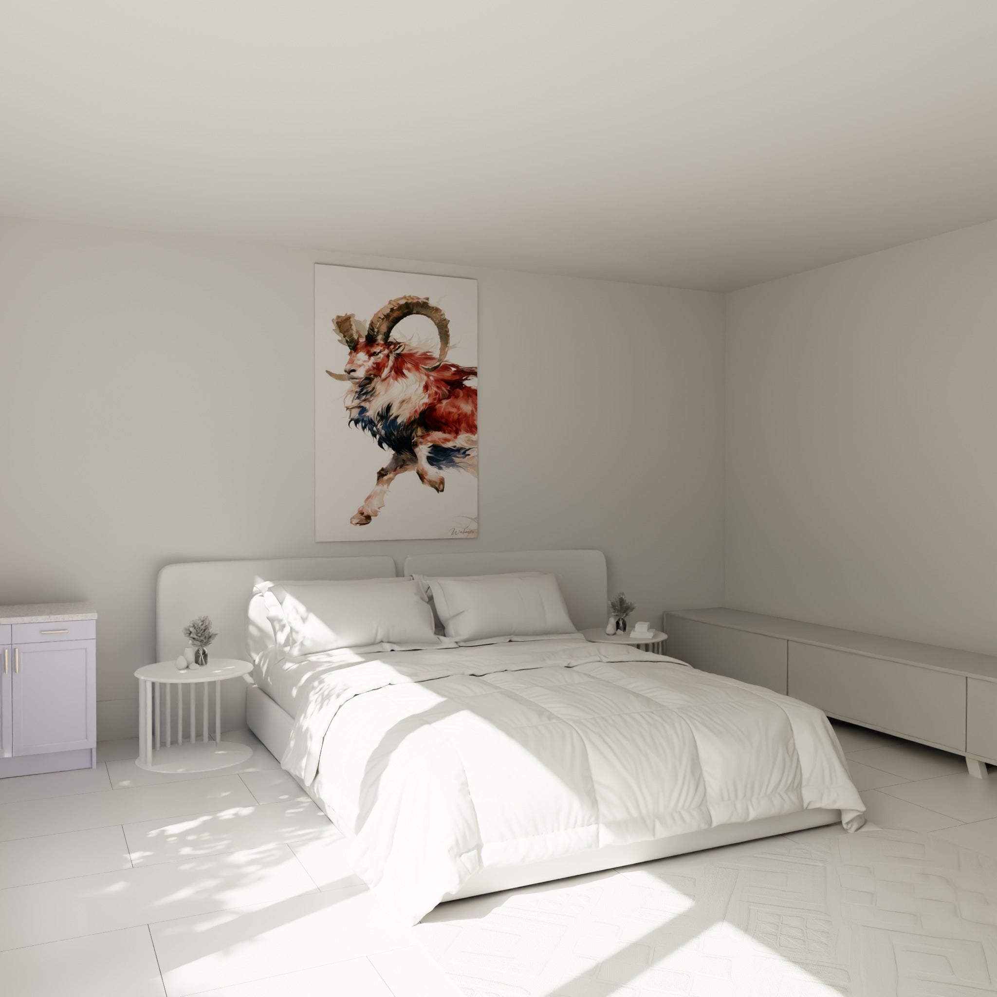 Créature cornue rouge bordeaux et bleu marine en pleine course, au-dessus d'un lit dans une chambre claire