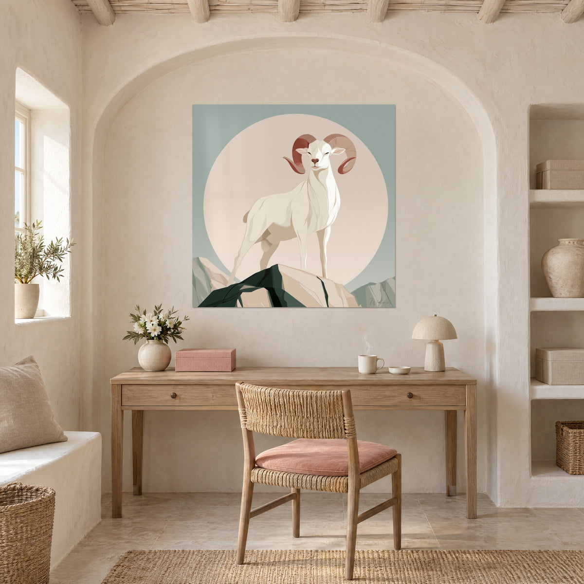 Quadro sagoma di montone bianco sporco su una vetta minerale, sole pallido alle spalle, scrivania in legno chiaro e sedia in rattan rosa